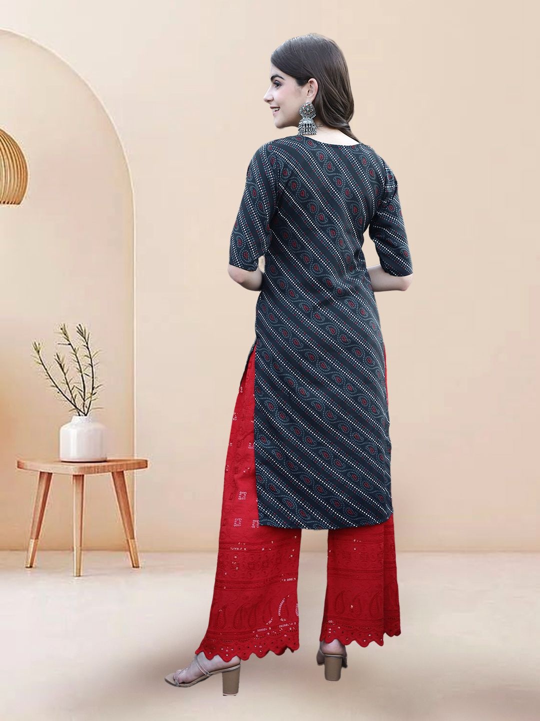 

7Threads Selection of 5 Ethnic Motifs Printed Round Neck Straight Kurtas, Black