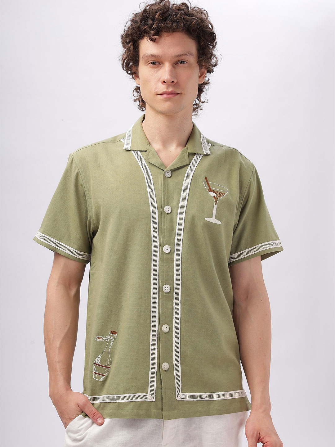 

HAMPTONS Men Standard Cuban Collar Solid Cotton Casual Shirt, Green