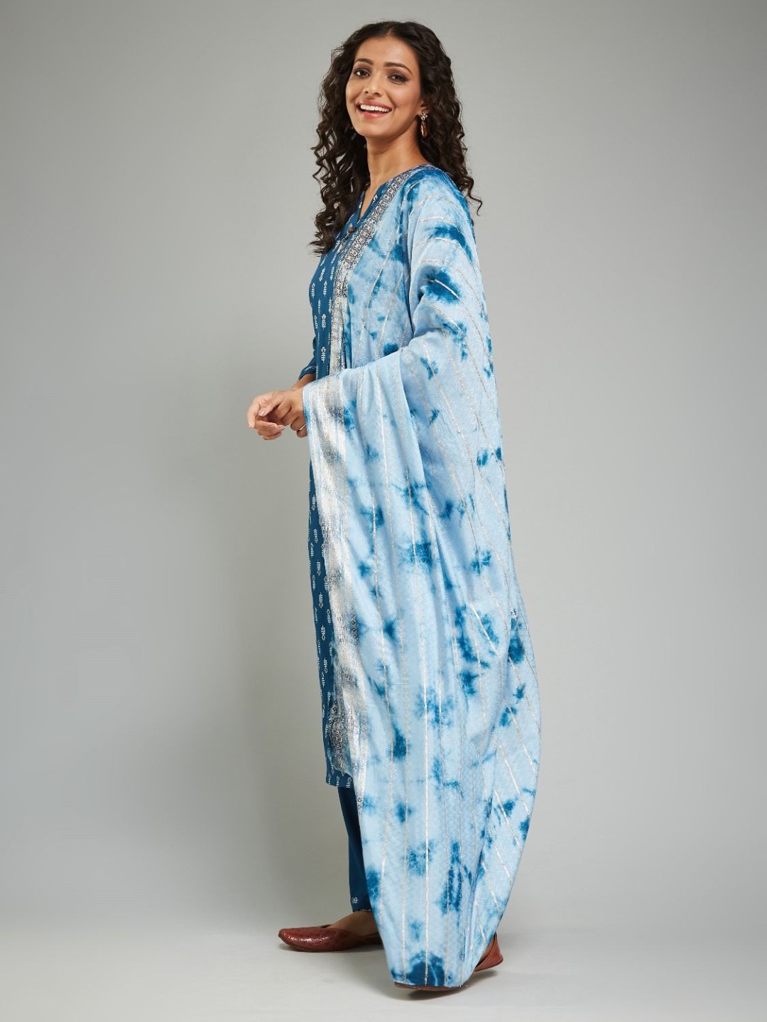 

KALINI Floral Printed Notch Neck Straight Kurta With Trouser & Dupatta, Blue