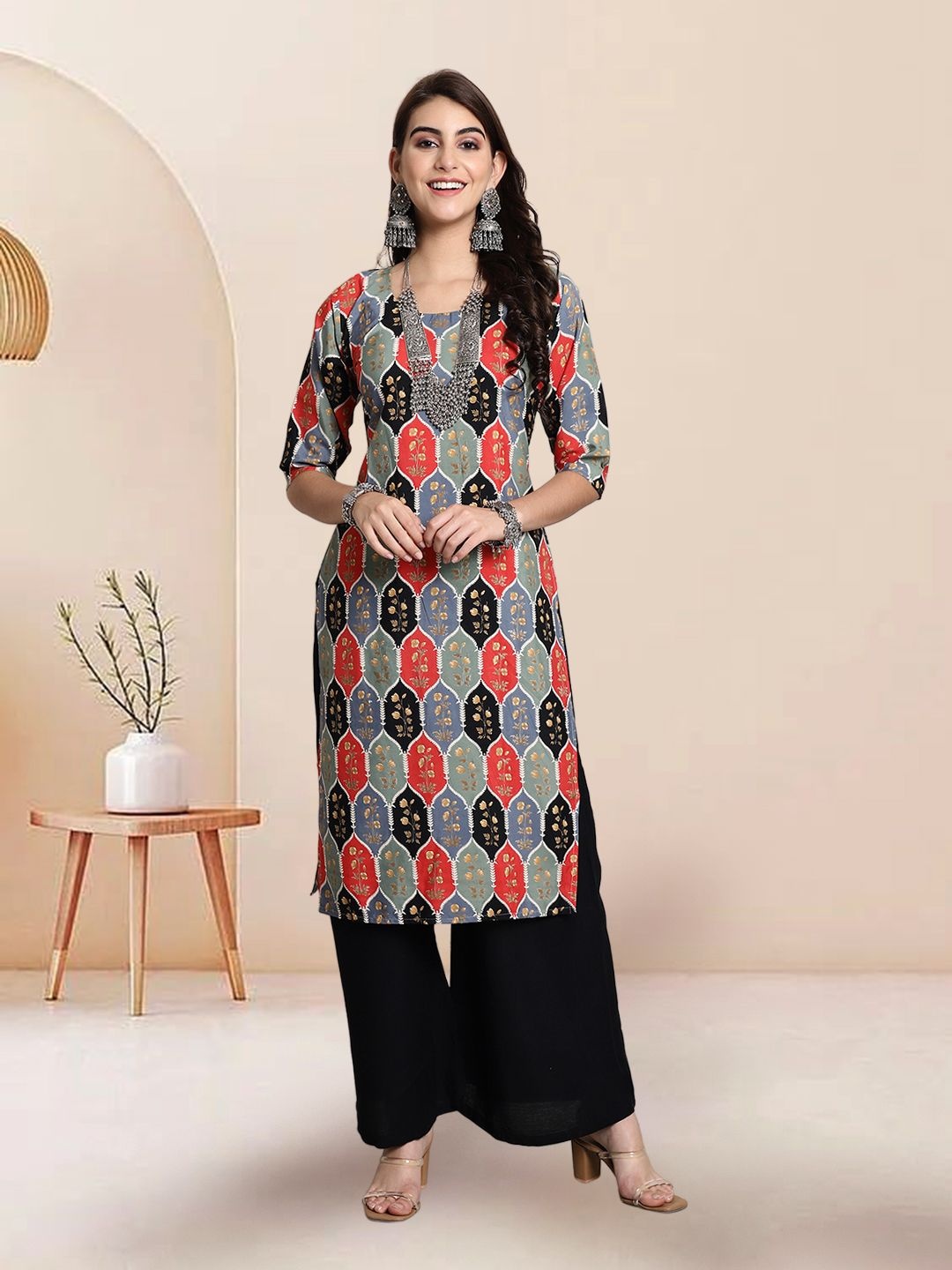 

7Threads Selection Of 2 Floral Printed Straight Kurtas, Black