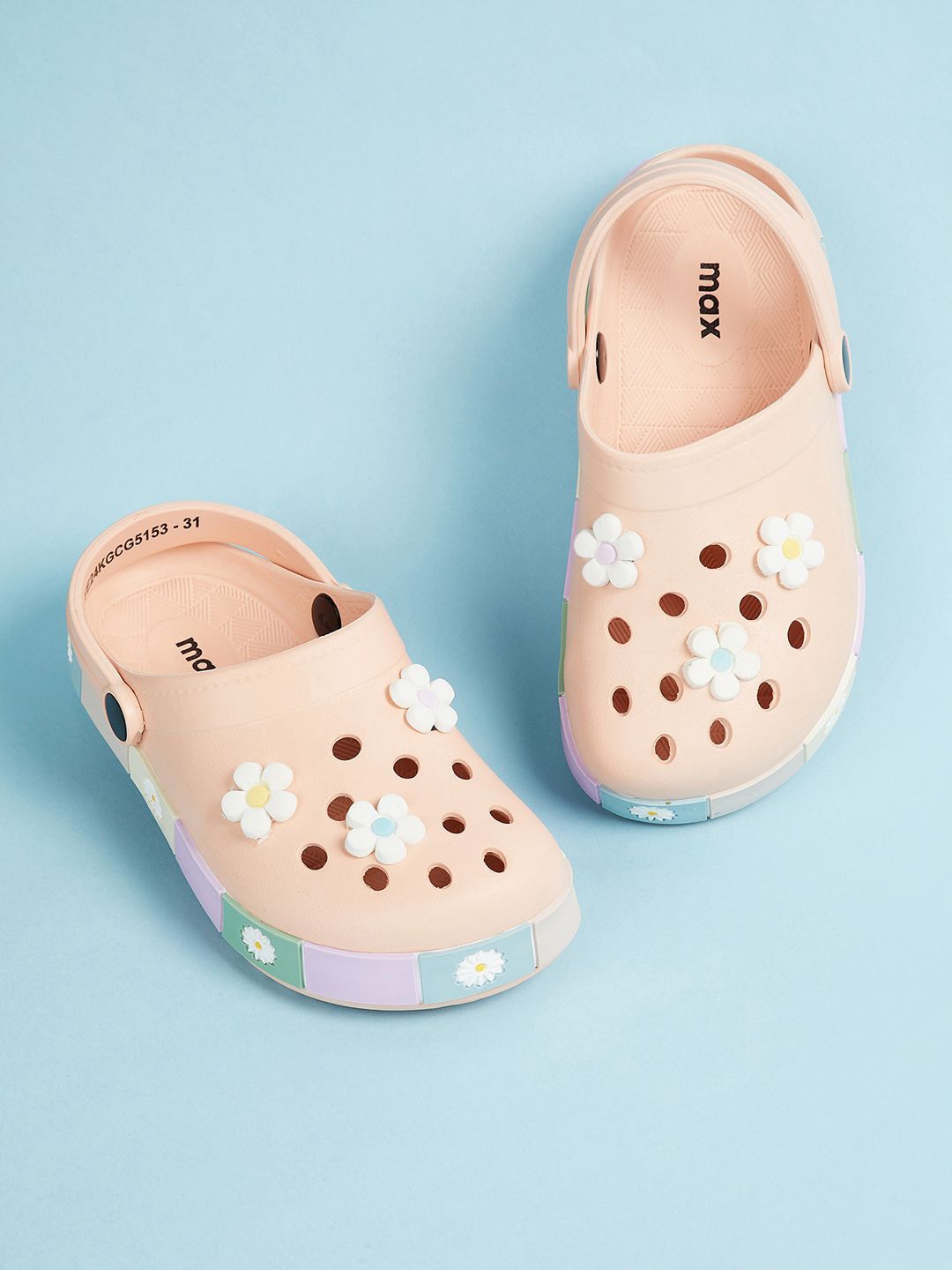 

max Girls Clogs, Cream