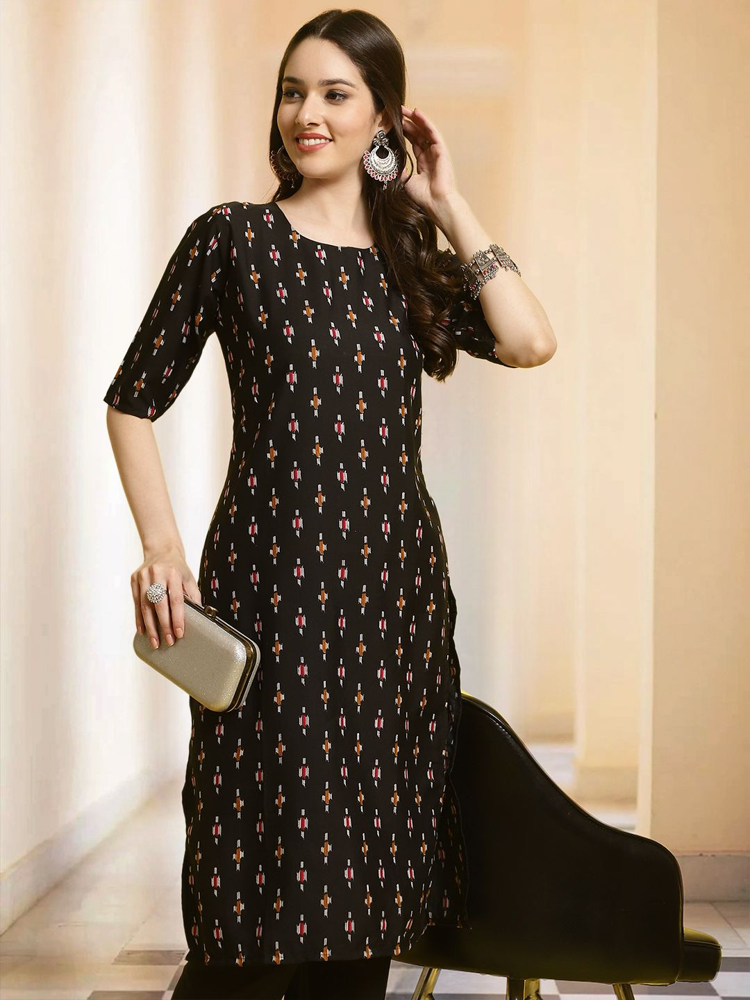

7Threads Geometric Printed Round Neck Straight Kurta with Trousers, Black