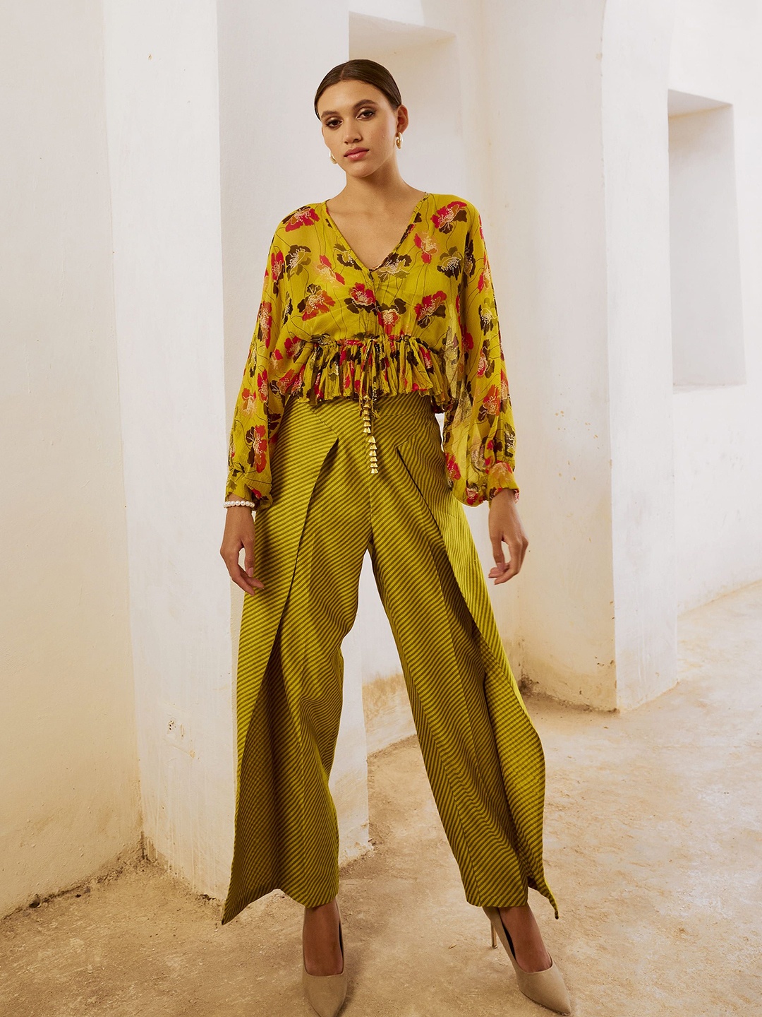 

Pallavi Jaipur Floral Printed V-Neck Top With Trousers, Lime green