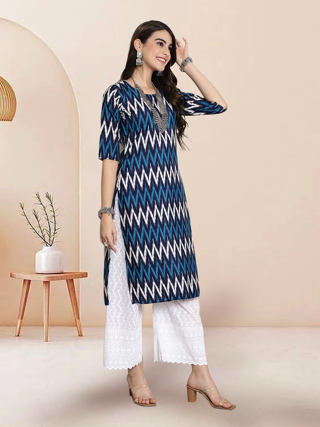 

7Threads Selection of 2 Ethnic Motifs Printed Round Neck Straight Kurtas, Navy blue