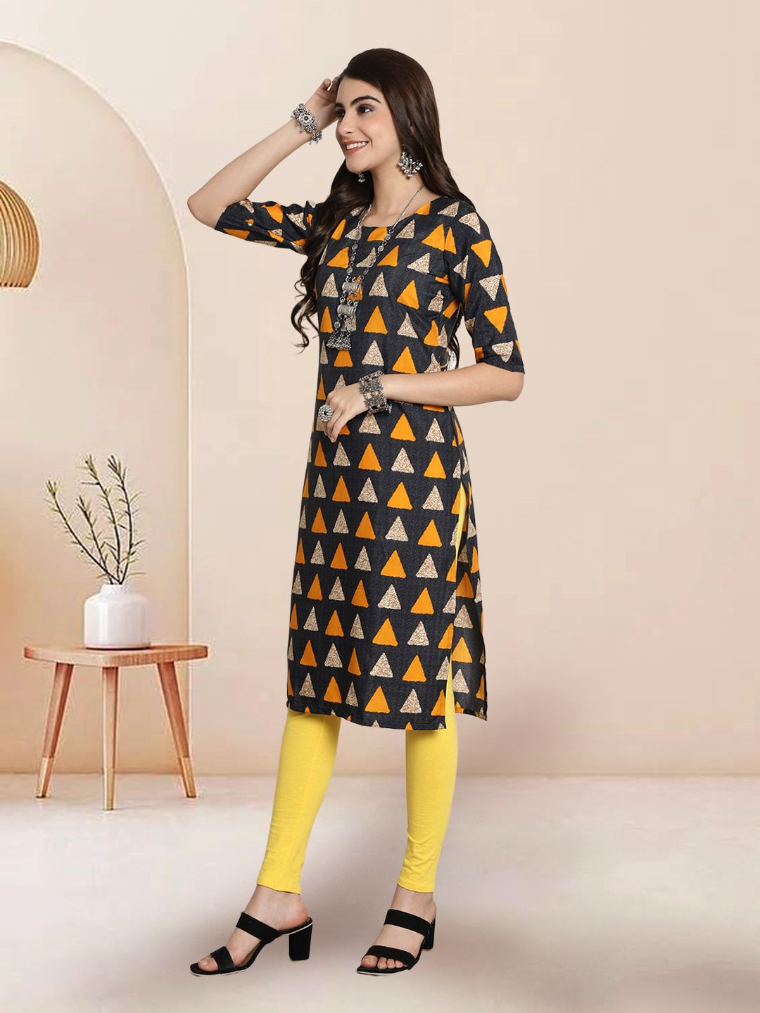 

7Threads Selection Of 3 Geometric Printed Round Neck Straight Kurtas, Grey