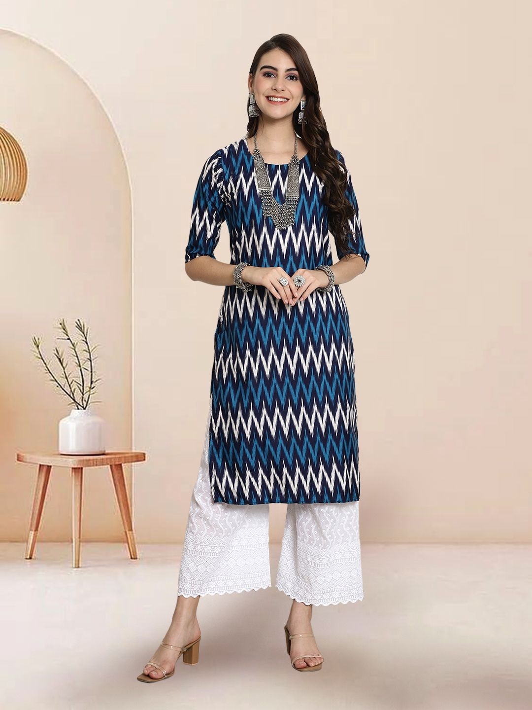 

7Threads Selection Of 4 Chevron Printed Round Neck Straight Kurtas, Navy blue