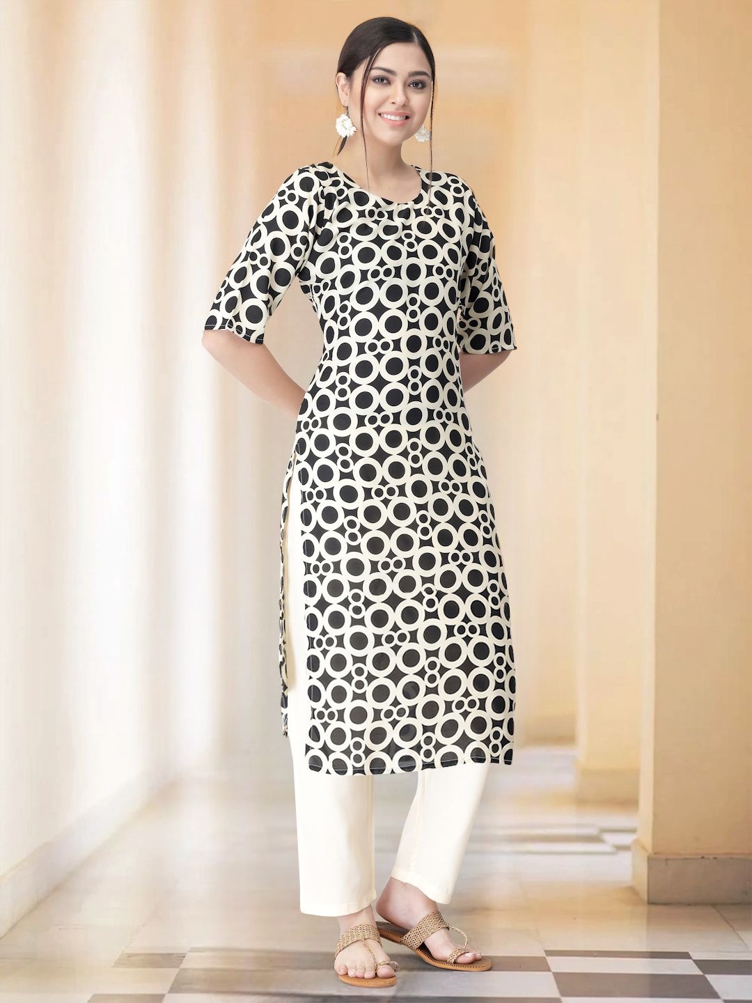 

7Threads Geometric Printed Round Neck Straight Kurta With Trouser, Black