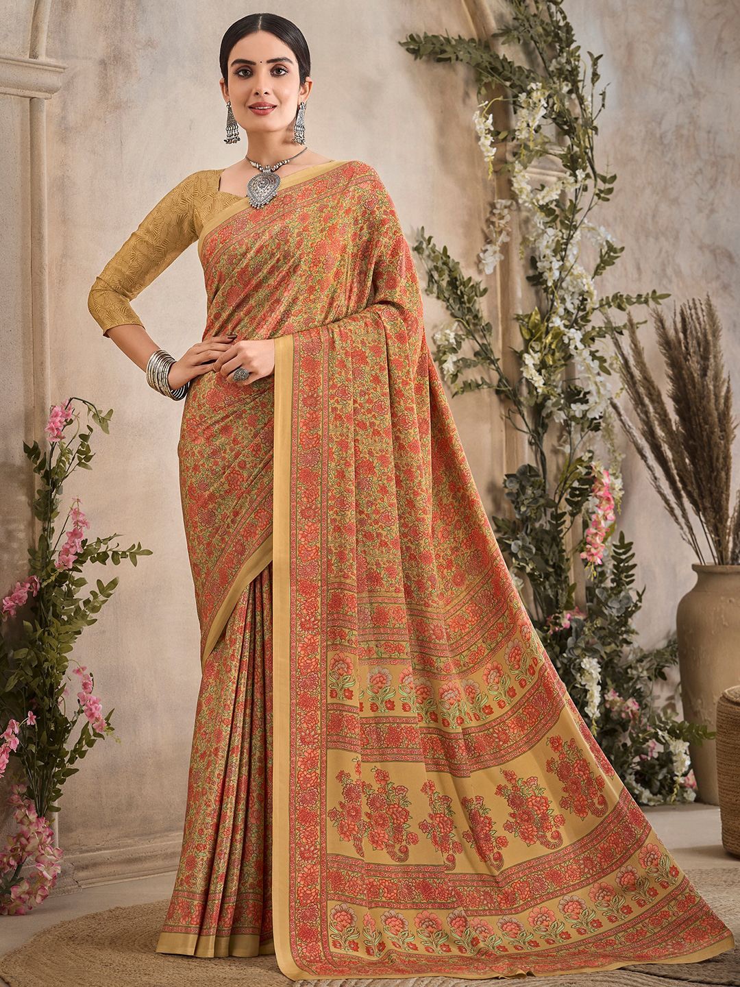 

Panzora Floral Poly Crepe Saree, Beige