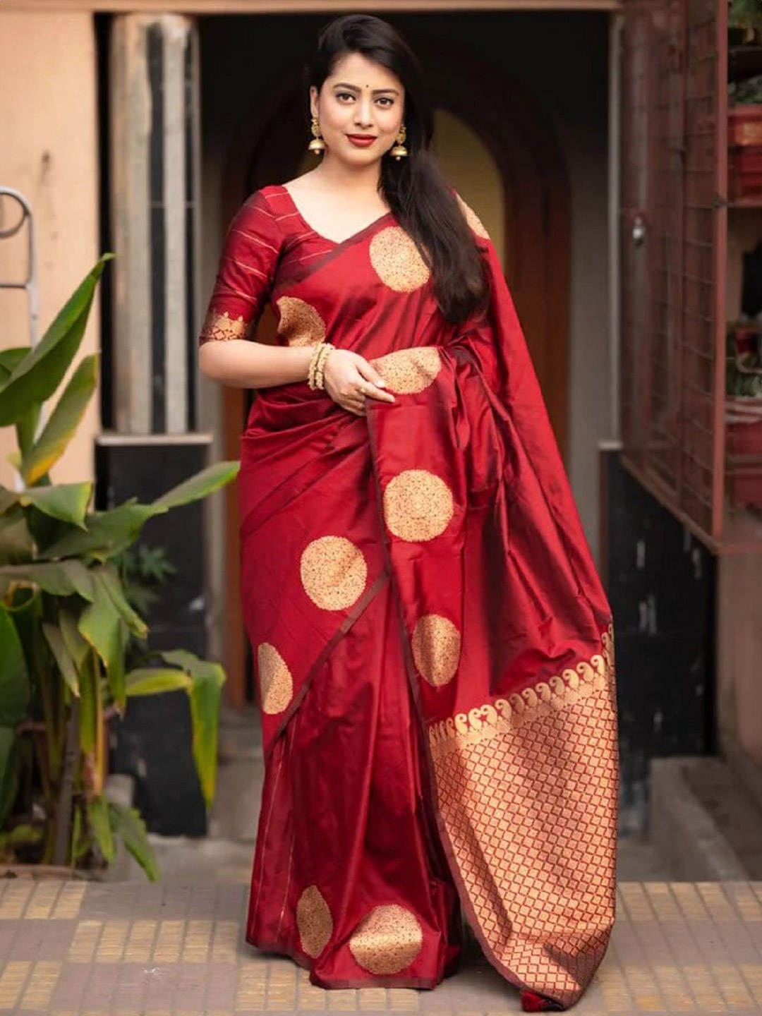 

A TO Z CART Woven Design Zari Silk Blend Saree, Maroon