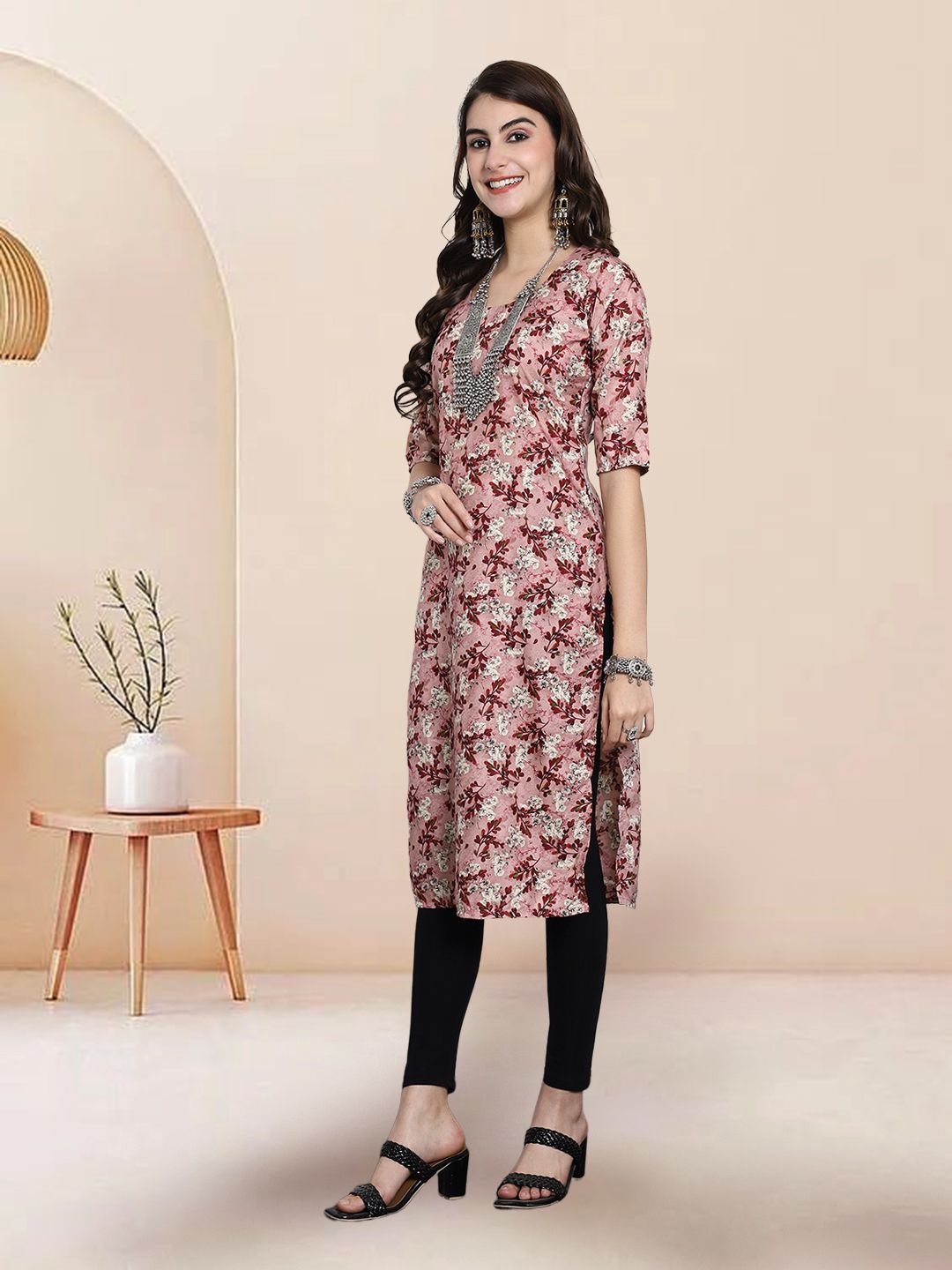 

7Threads Selection of 4 Floral Printed Round Neck Straight Kurtas, Peach