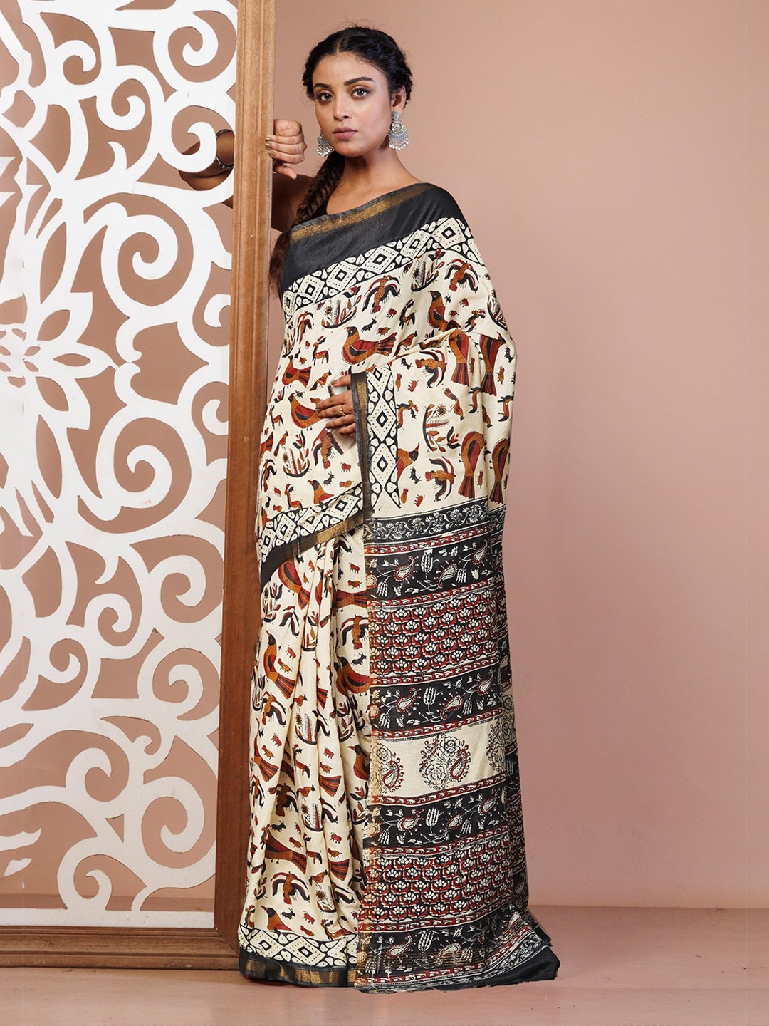 

Unnati Silks Floral Silk Cotton Handloom Block Print Saree, Cream