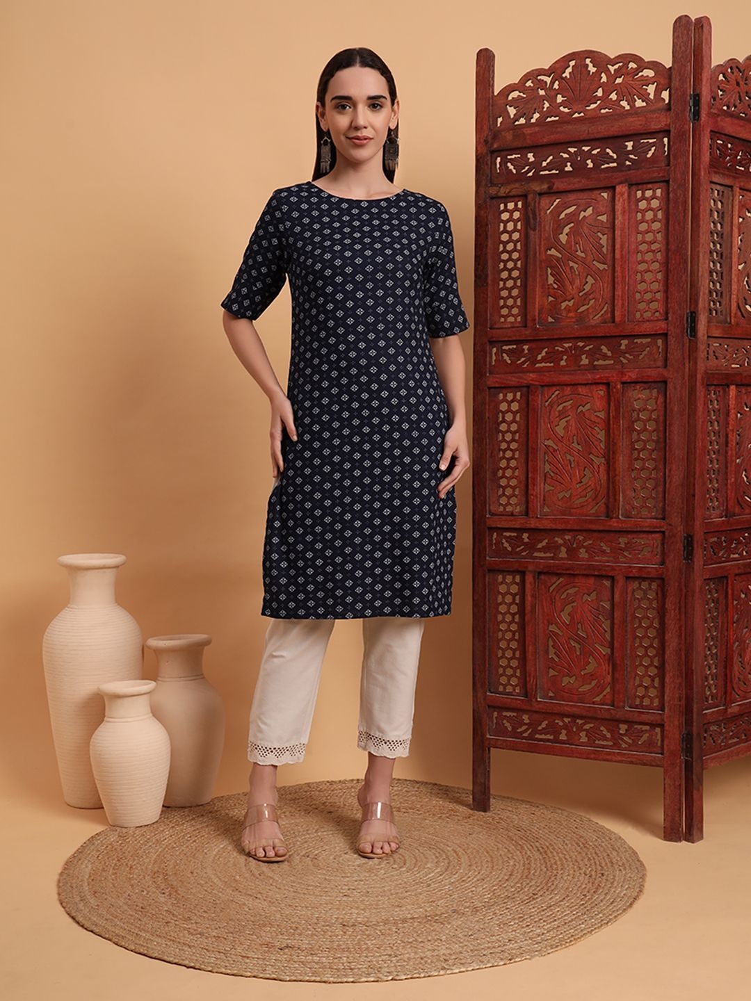 

Anouk Rustic Geometric Printed Straight Kurta, Navy blue