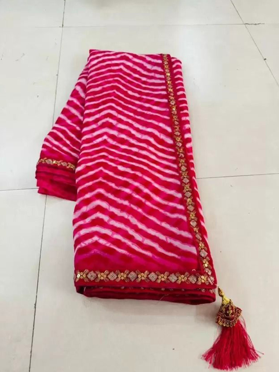 

Florence Leheriya Pure Georgette Saree, Pink