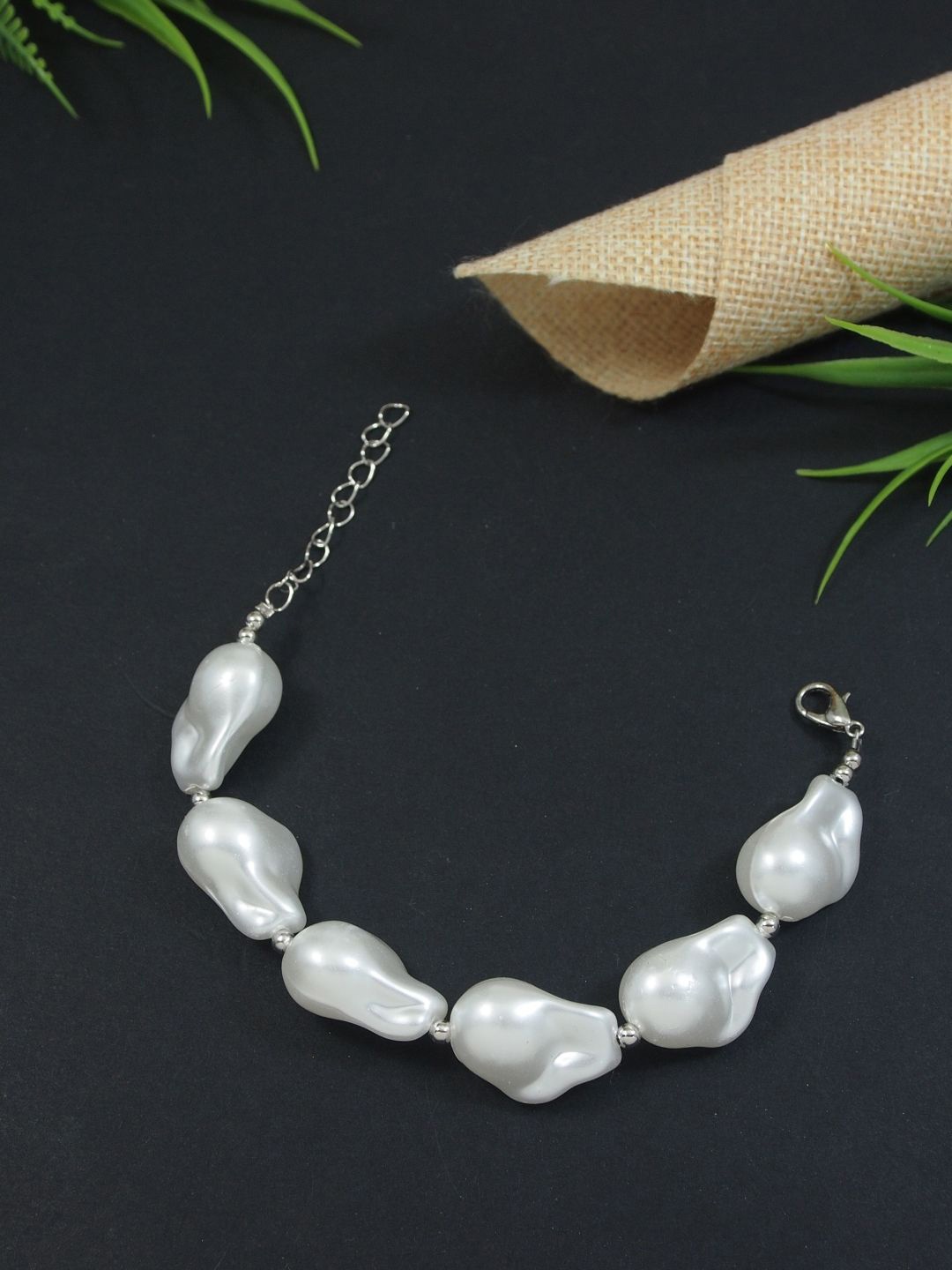 

V FASHION JEWELLERY Women Pearls Silver-Plated Link Bracelet