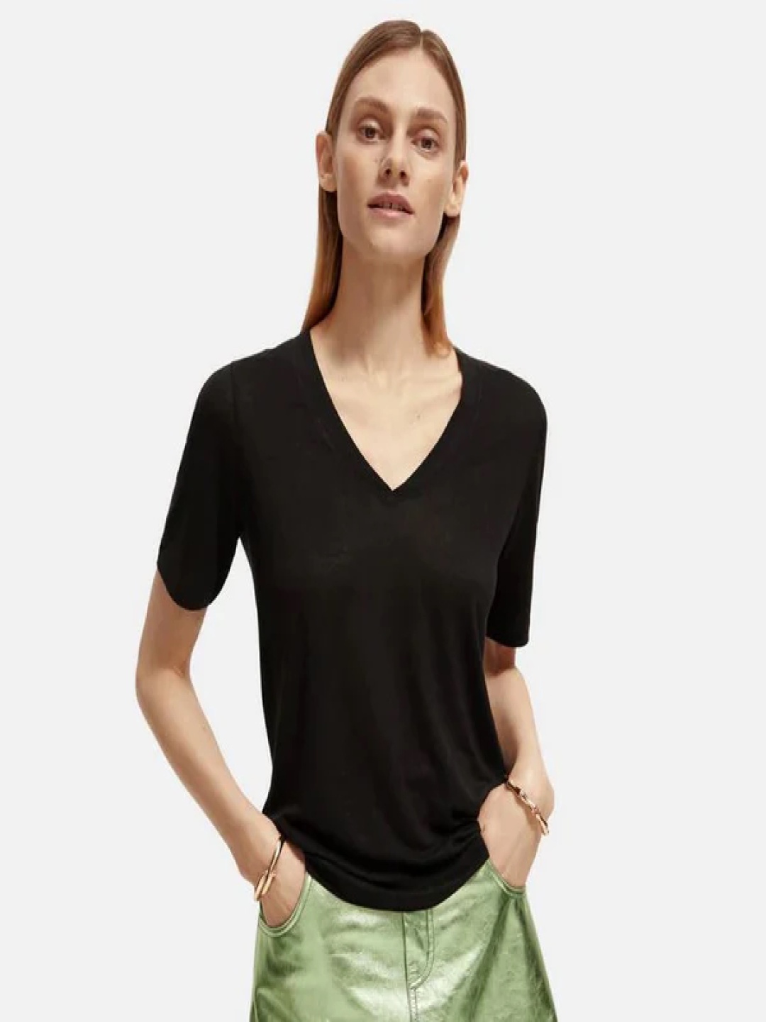 

COLOR CAPITAL Women 2 V-Neck Extended Sleeves Pockets T-shirt, Black