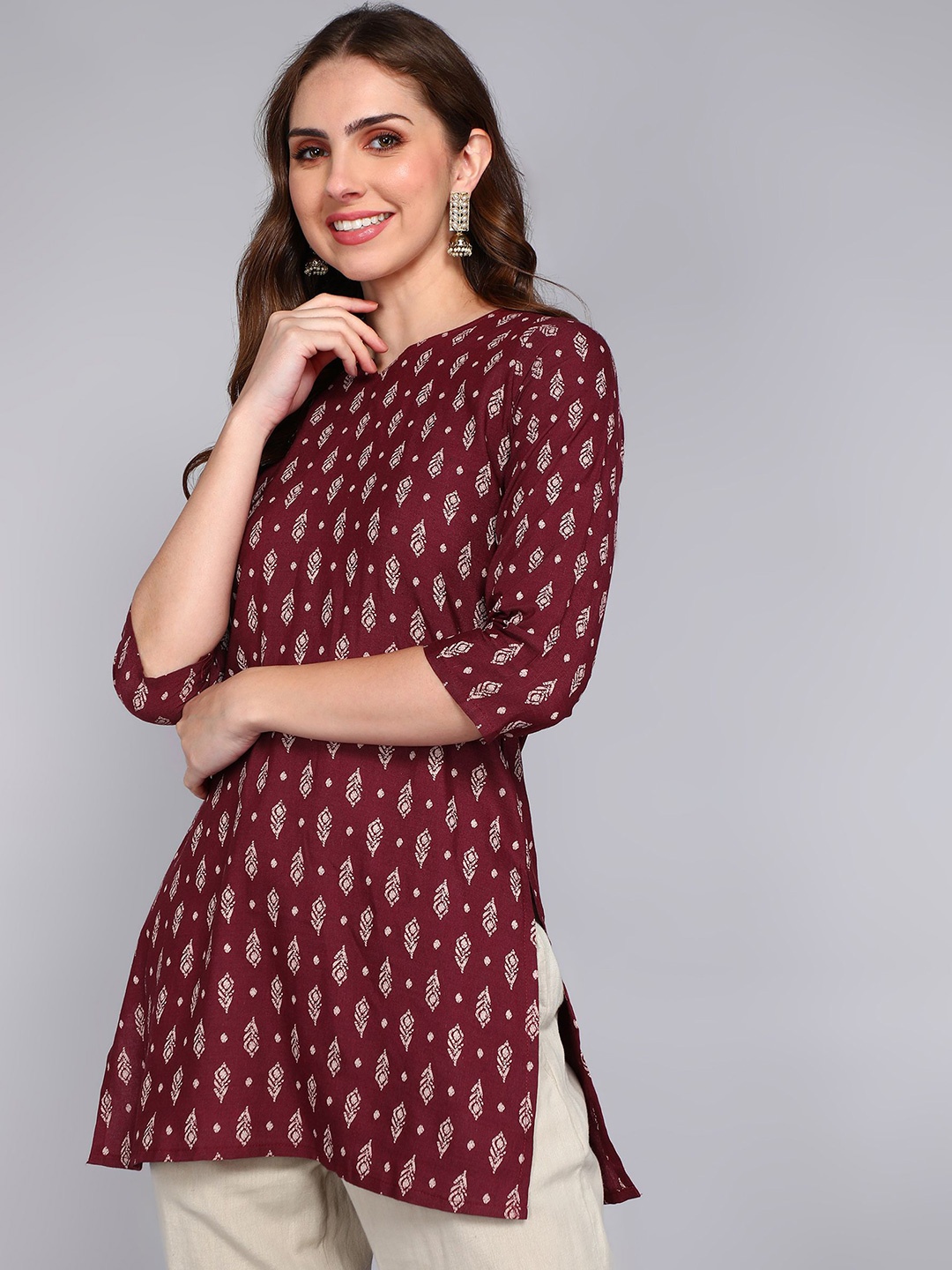 

Tviksha Fashion Floral Printed Kurti, Maroon