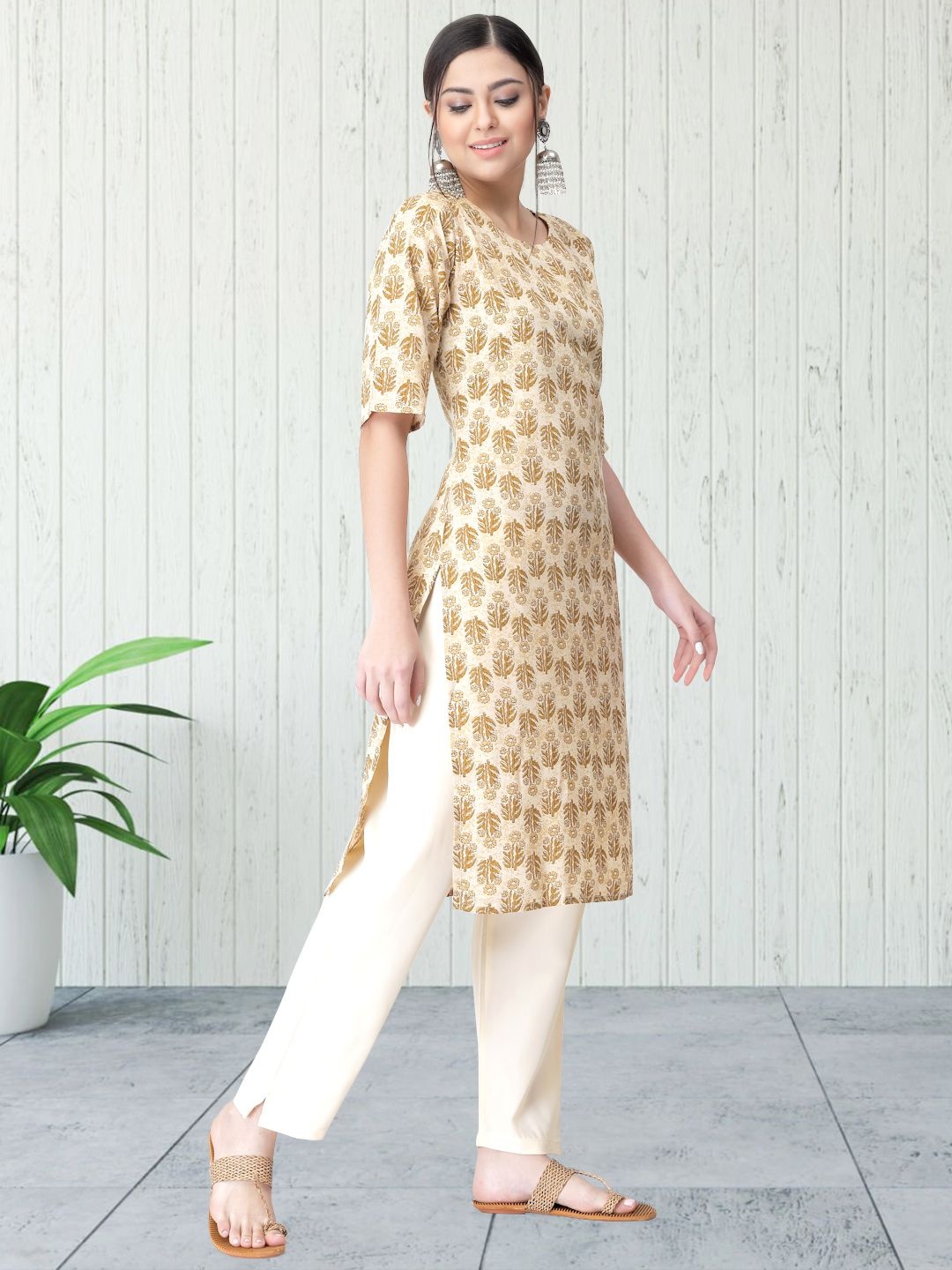 

7Threads Ethnic Motifs Printed Round Neck Straight Kurta With Trouser, Beige