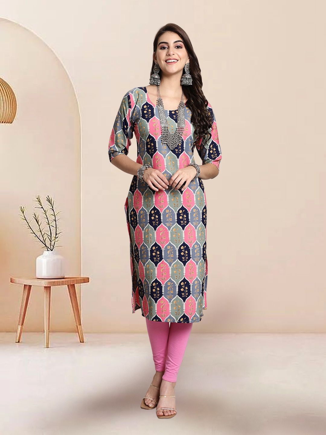 

7Threads Selection Of 5 Floral Printed Round Neck Straight Kurtas, Black