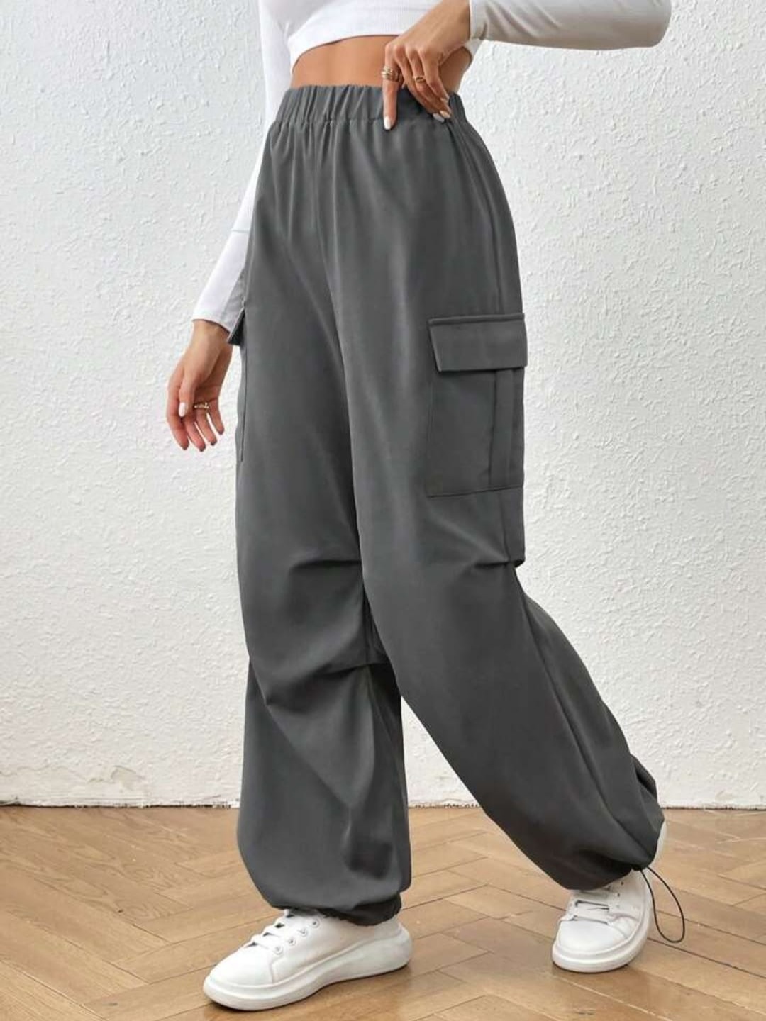 

BROADSTAR Women Smart Baggy Fit Parachute Trousers, Grey