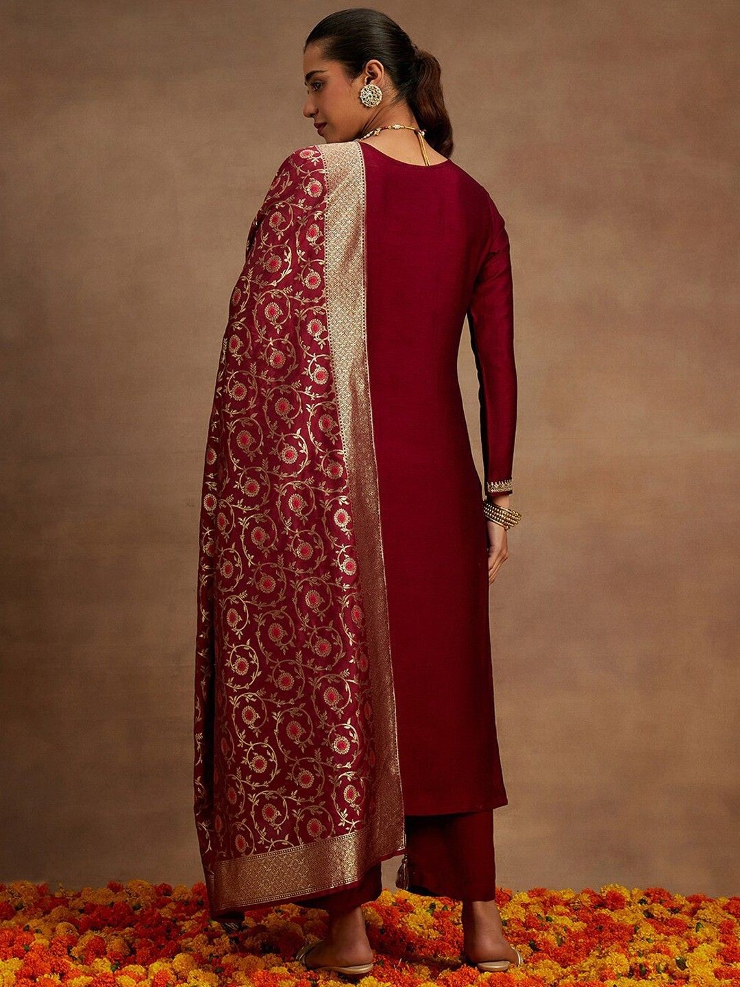 

Blue Wish Floral Embroidered Chanderi Silk Straight Kurta With Trousers And Dupatta, Maroon