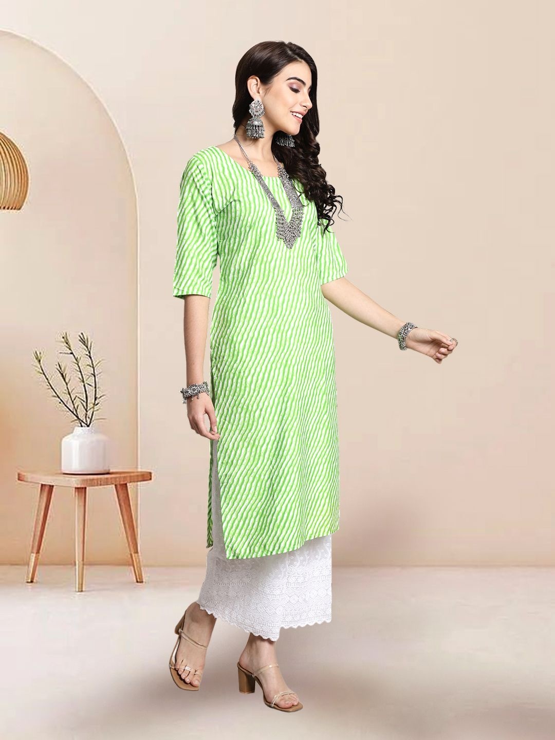 

7Threads Selection of 2 Leheriya Printed Round Neck Straight Kurtas, Green