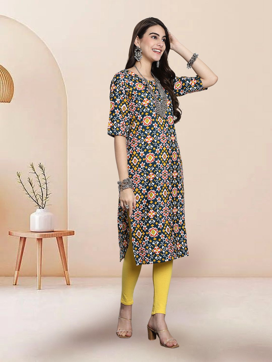 

7Threads Selection of 2 Ethnic motifs Printed Round Neck Straight Kurtas, Black