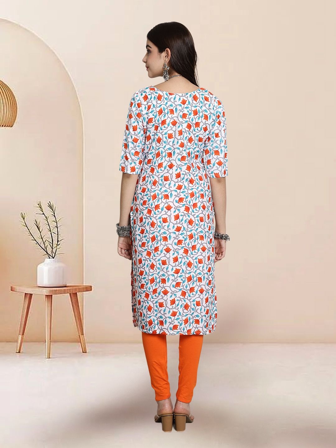 

7Threads Selection Of 2 Ethnic Motifs Round Neck Straight Kurtas, White