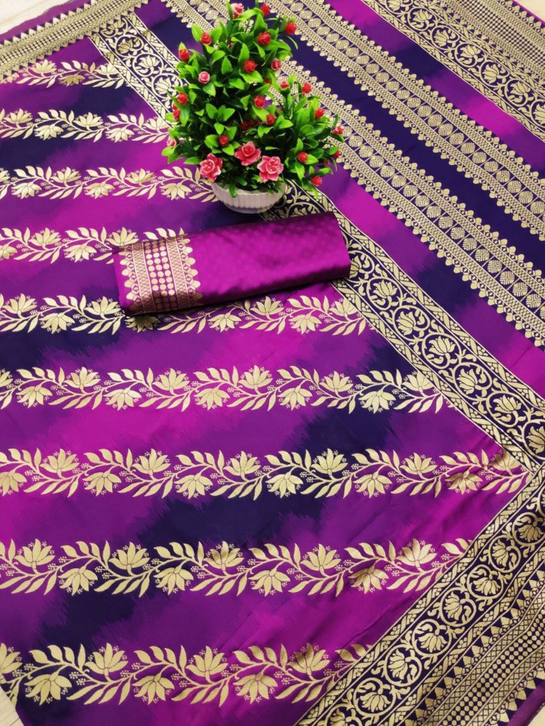 

Fashion Ritmo Woven Design Zari Pure Silk Saree, Purple