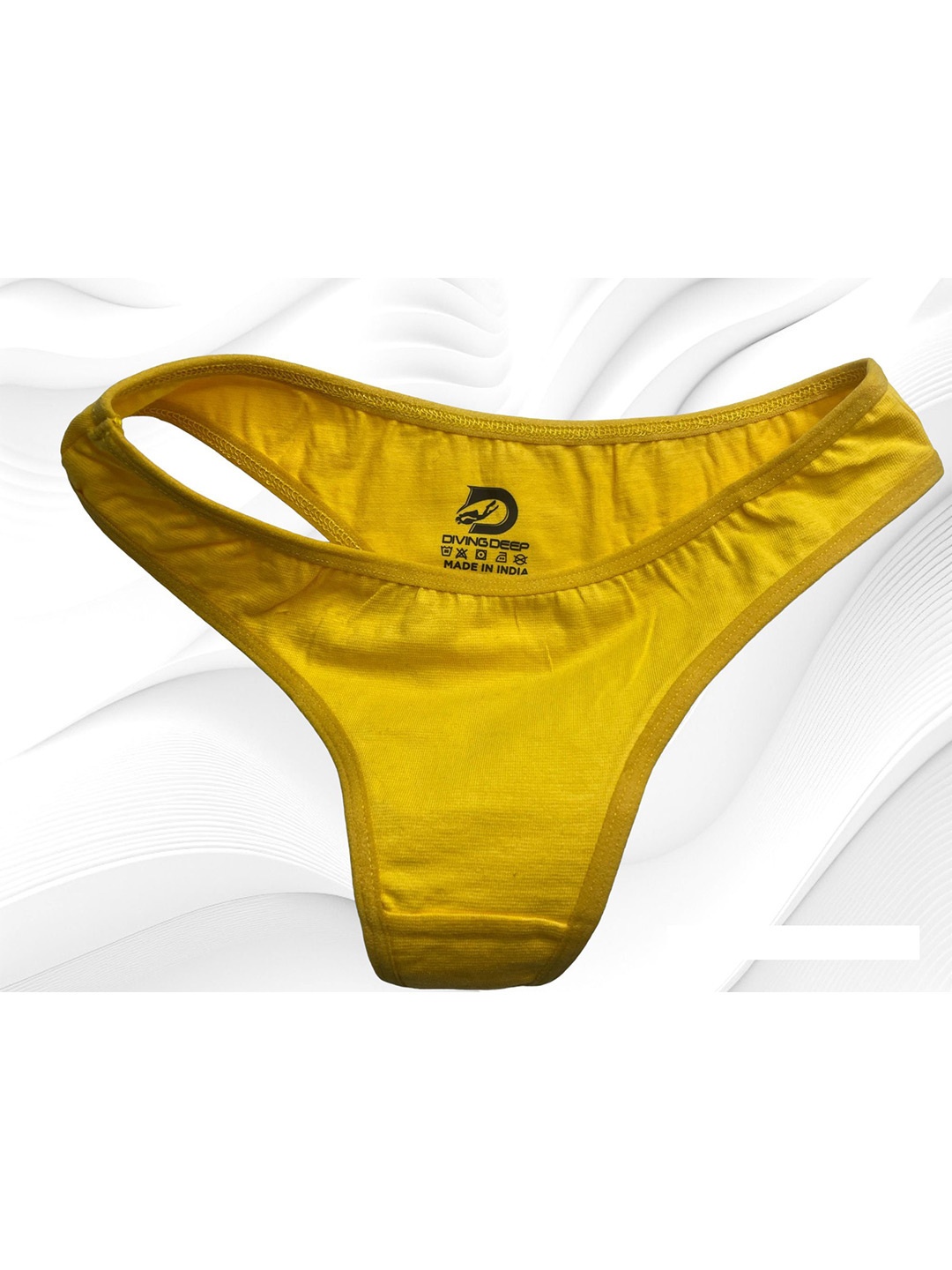

Diving Deep Pack of 1 Thongs Briefs, Yellow