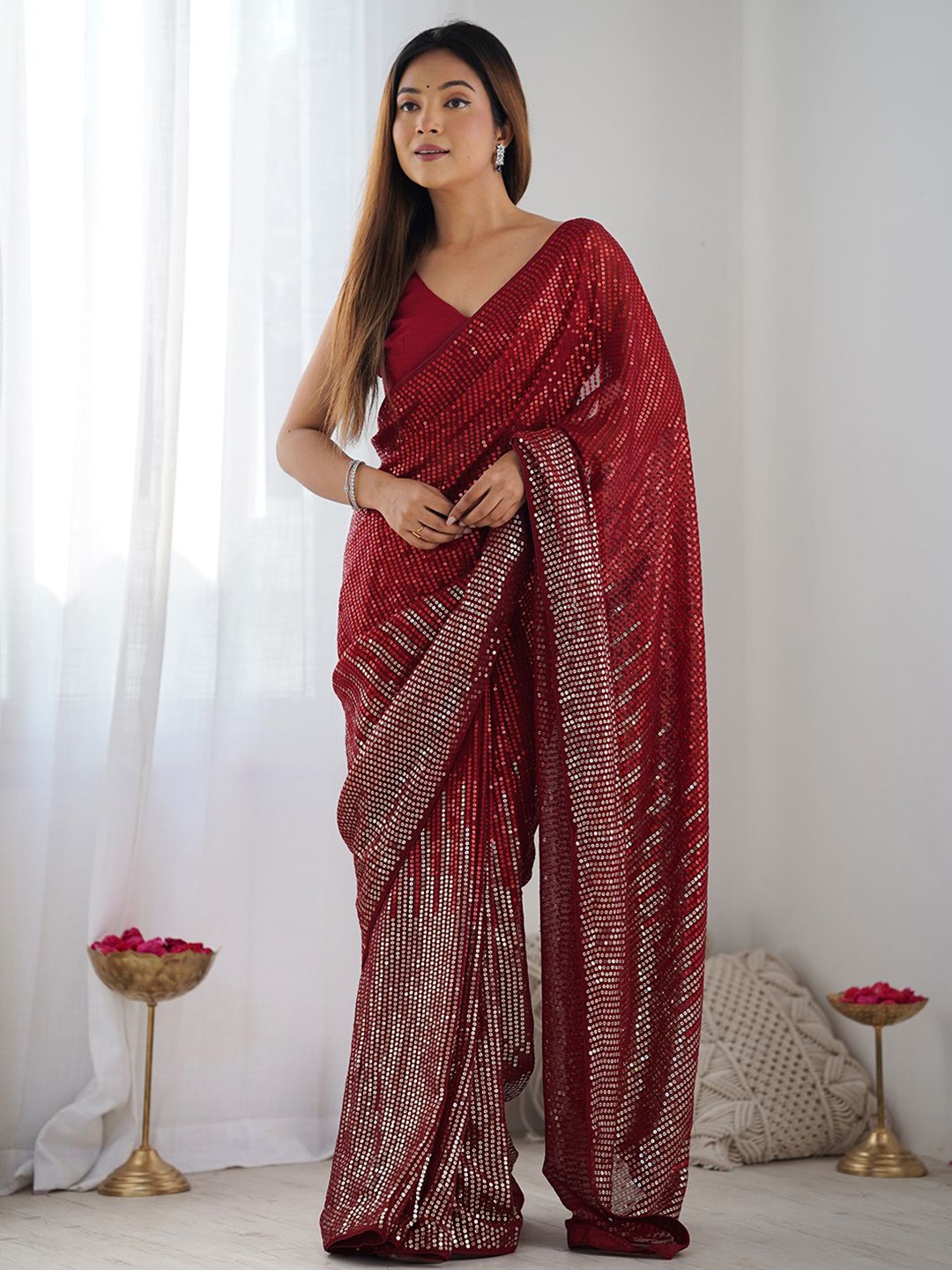 

Panzora Embellished Sequinned Poly Georgette Designer Saree, Red