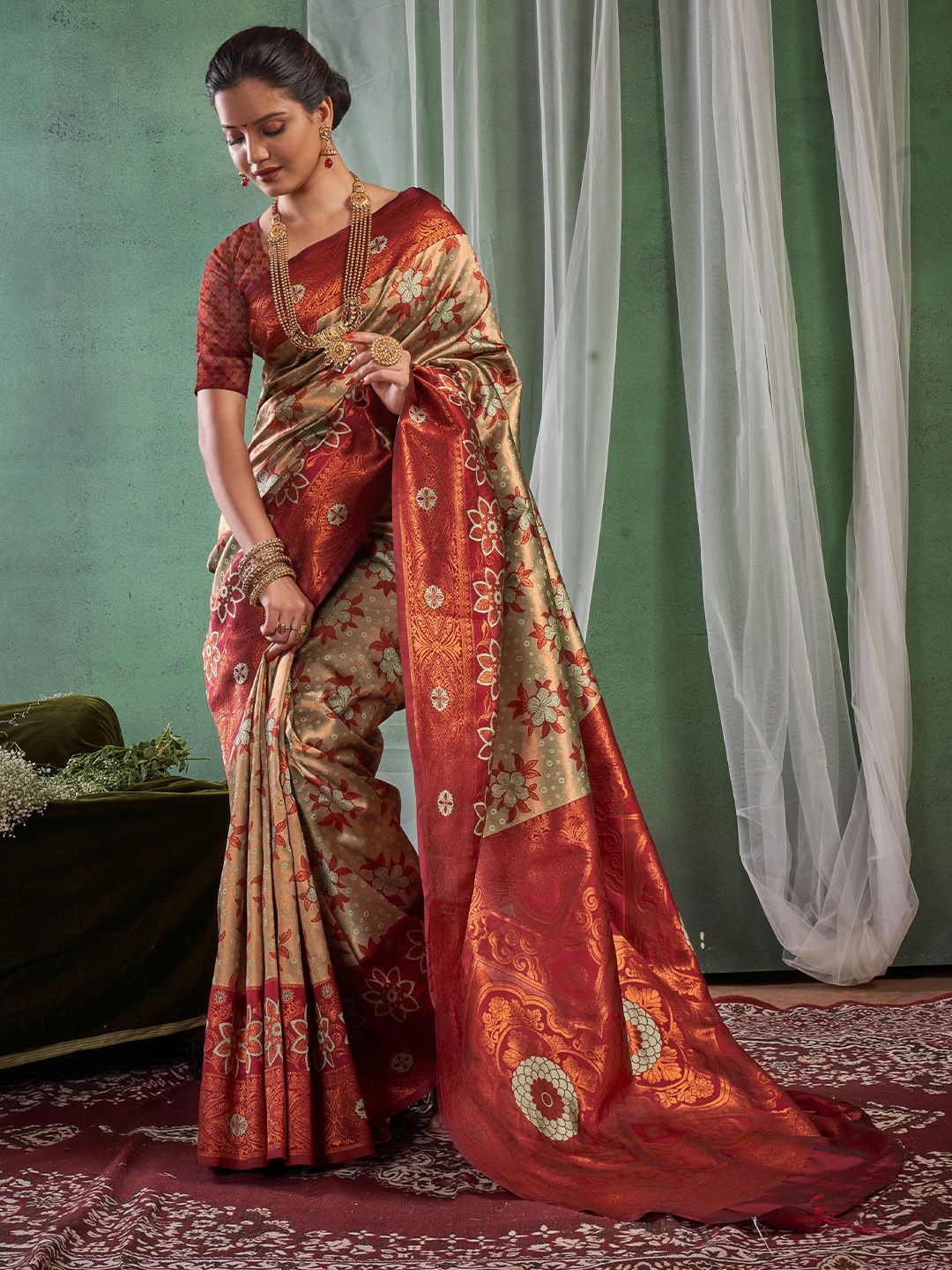 

Fashion Ritmo Woven Design Zari Pure Silk Saree, Brown