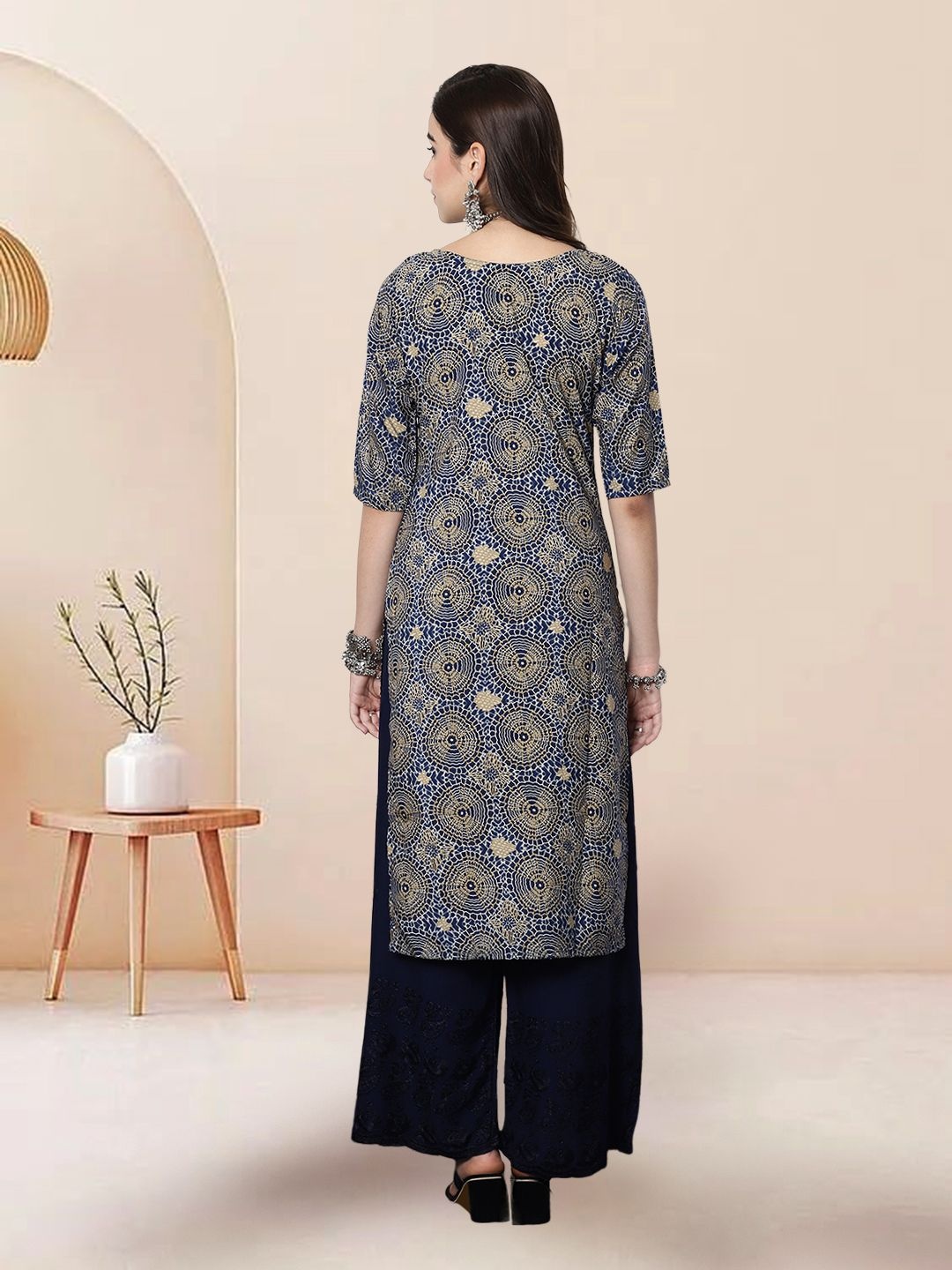 

7Threads Selection Of 4 Floral Printed Round Neck Straight Kurtas, Navy blue