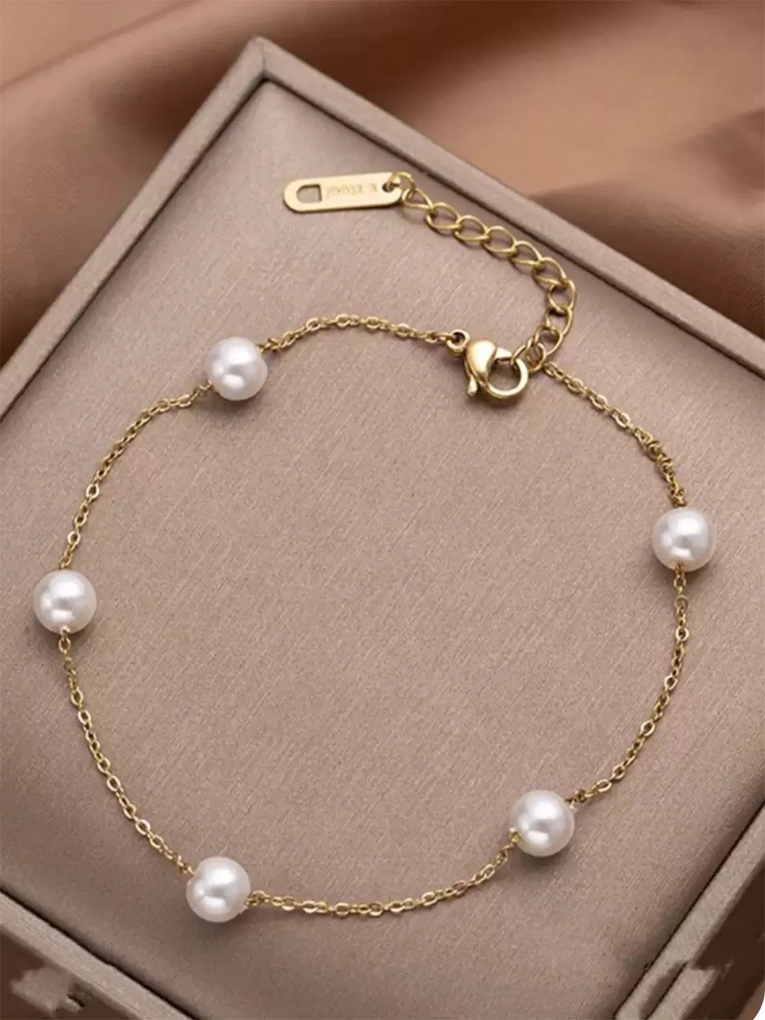 

V FASHION JEWELLERY Women Pearls Gold-Plated Link Bracelet