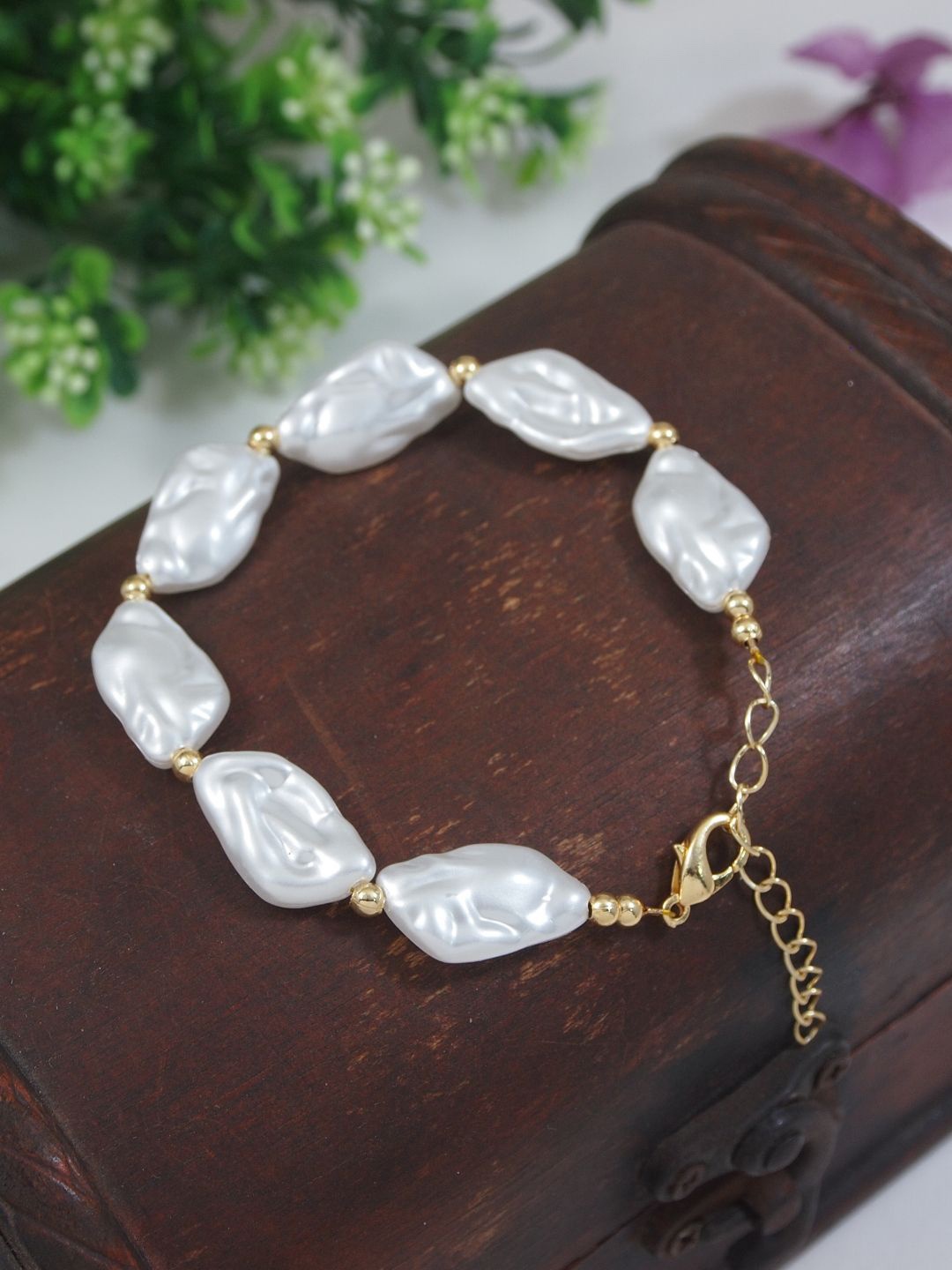 

V FASHION JEWELLERY Women Pearls Gold-Plated Link Bracelet