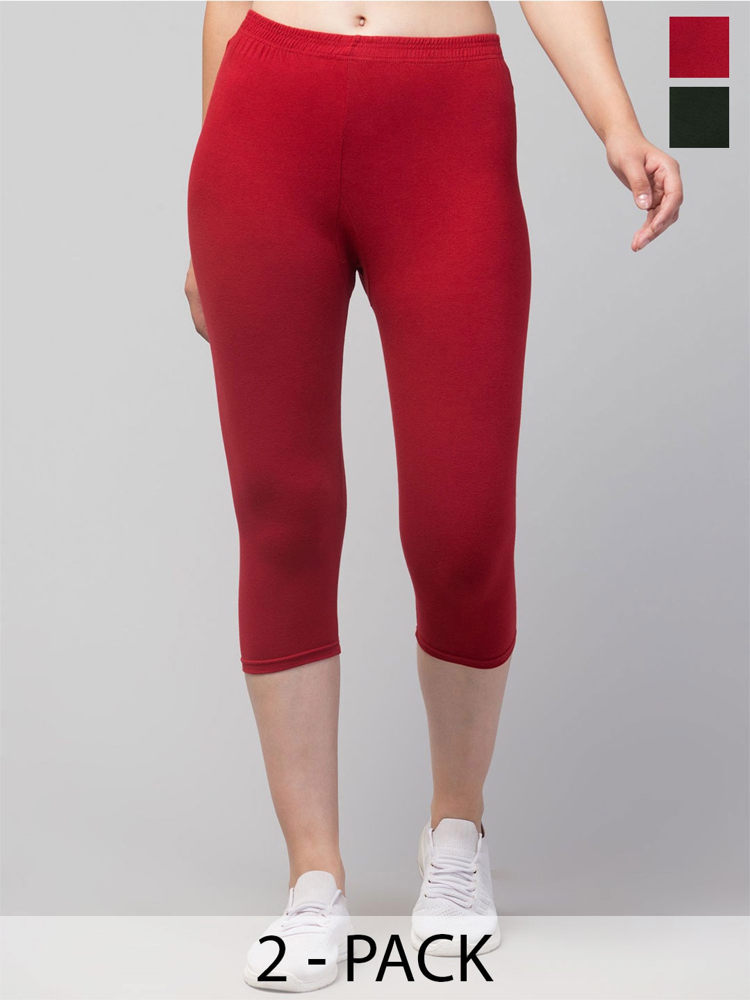 

ULLAS Women Skinny Fit Capris, Maroon