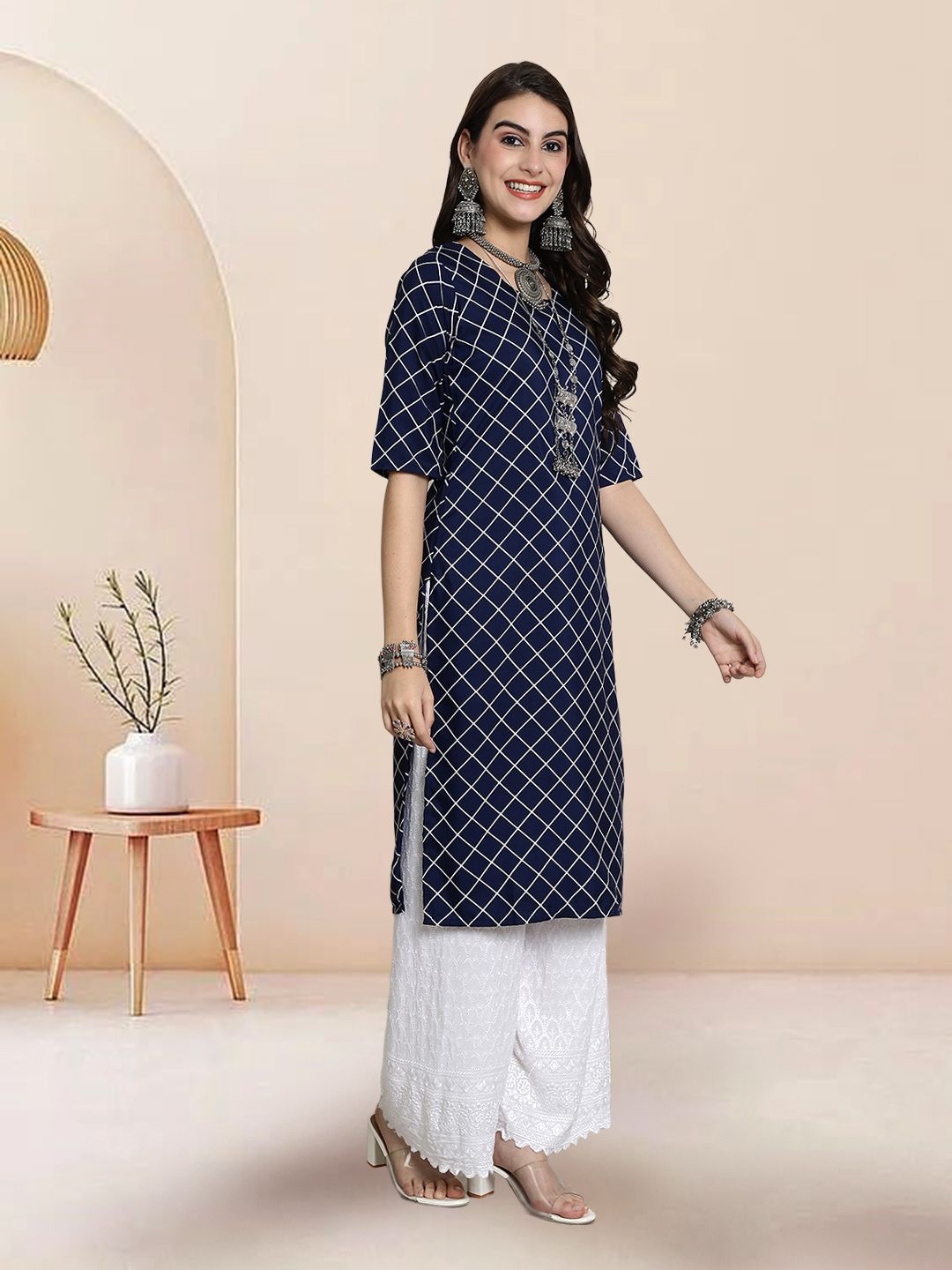 

7Threads Selection Of 2 Geometric Printed Straight Kurtas, Navy blue