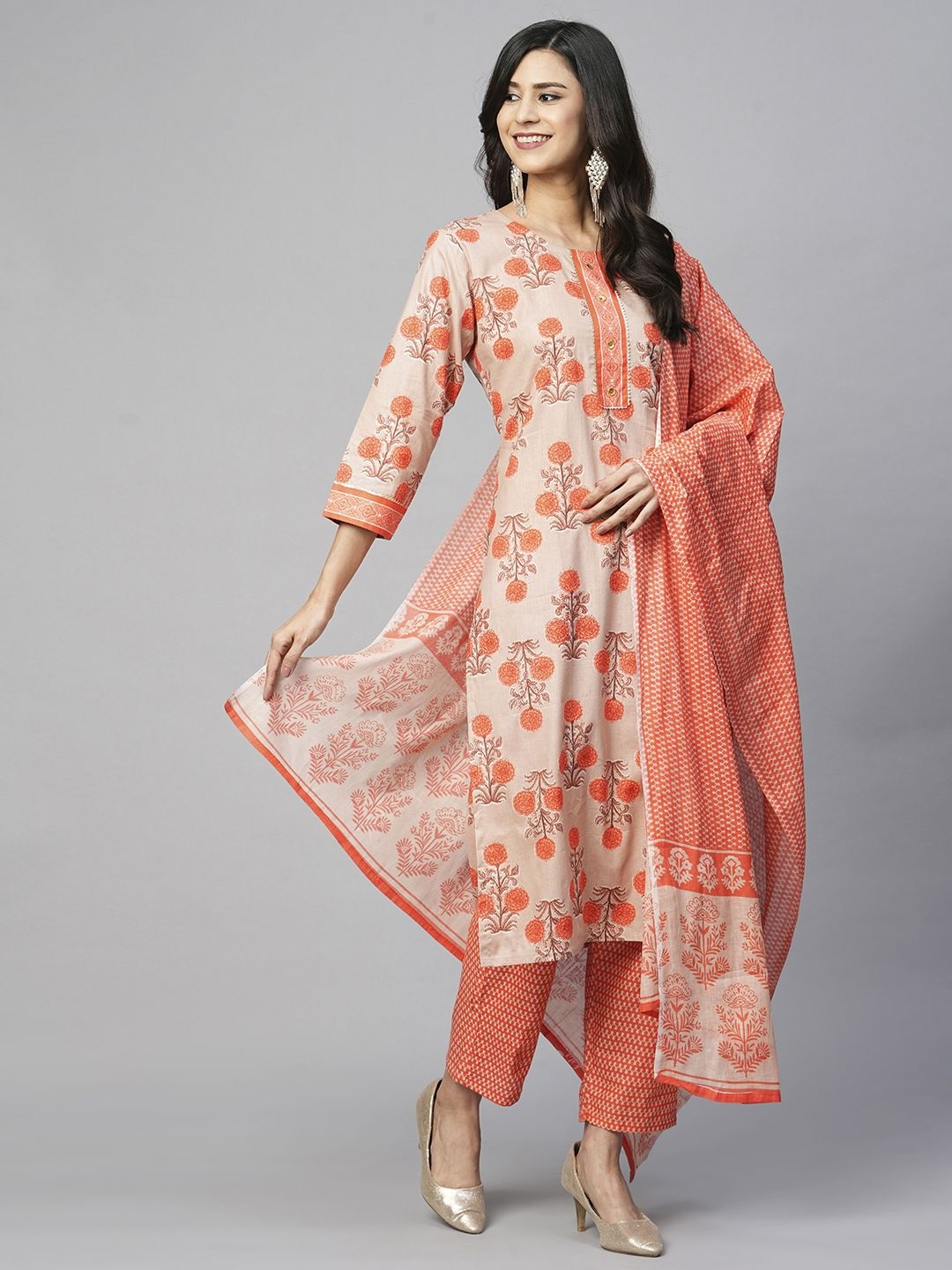 

Moda Rapido Floral Printed Round Neck Straight Pure Cotton Kurta With Trousers & Dupatta, Orange