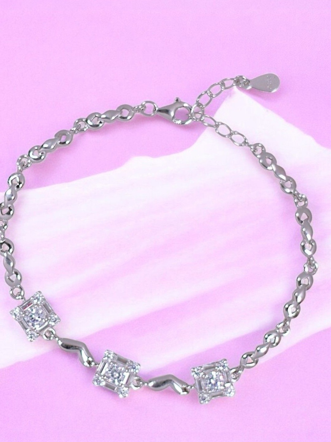 

Taraash 925 Sterling Silver Rhodium-Plated CZ-Stone Studded Square-Shaped Link Bracelet