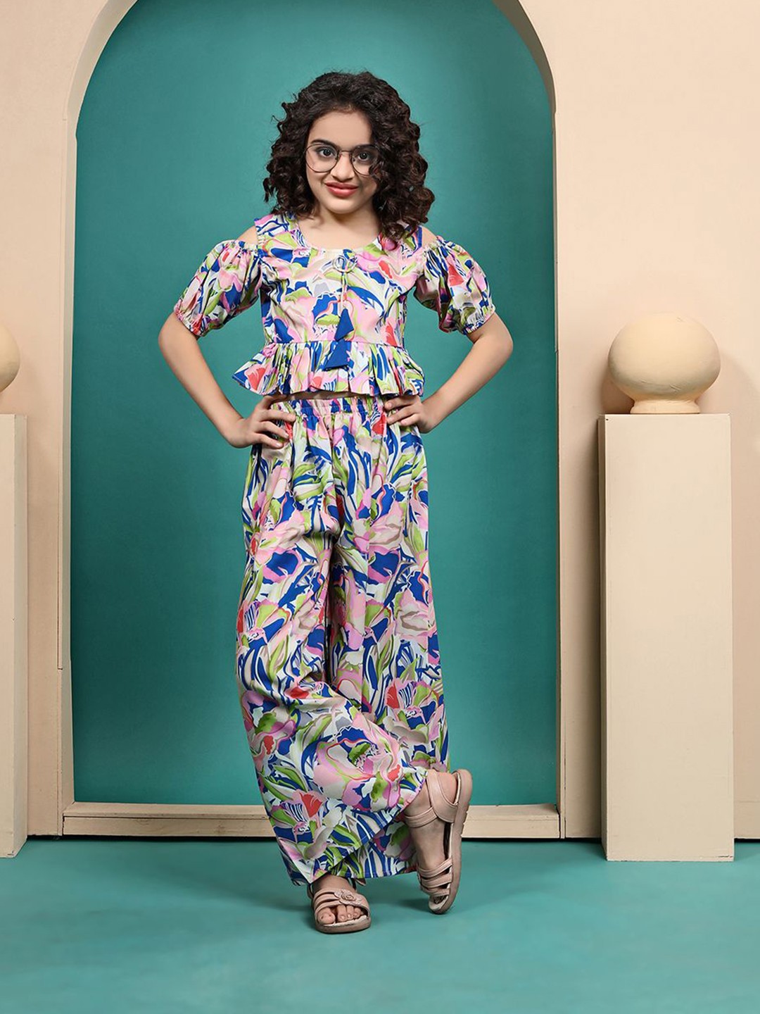 

LOOKS AND LIKES Girls Printed Top With Palazzos, Pink