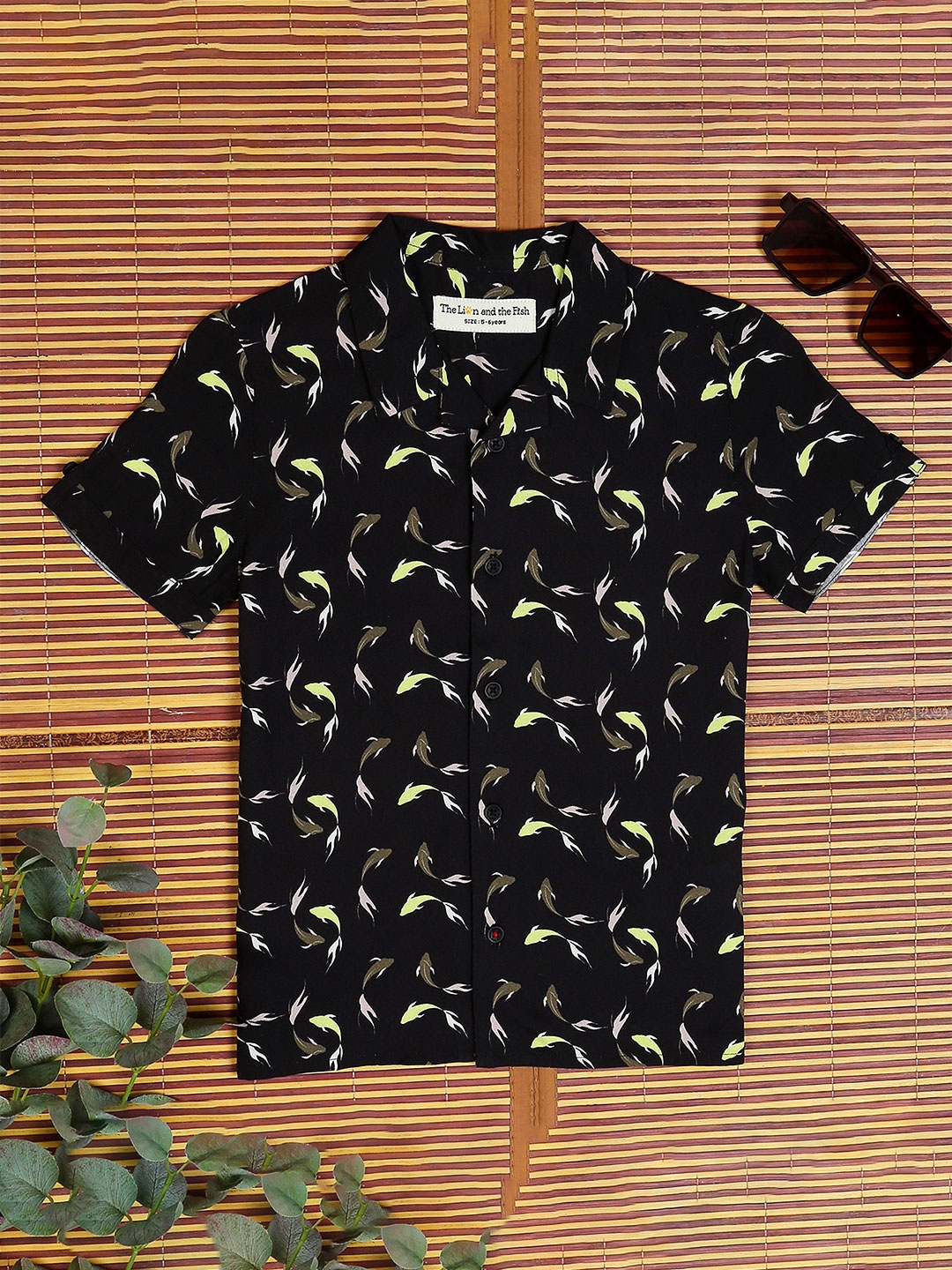 

The Lion and The Fish Boys Relaxed Fit Cuban Collar Conversational Printed Casual Shirt, Black