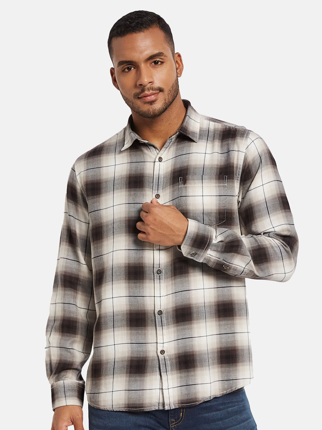 

METTLE Men Spread Collar Gingham Checked Cotton Casual Shirt, Brown