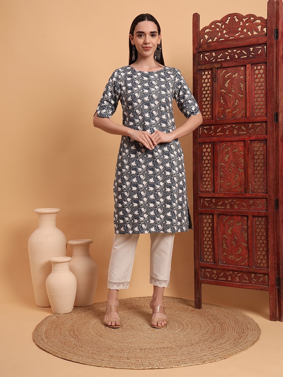 

Anouk Rustic Floral Printed Round Neck Printed Kurta, Grey