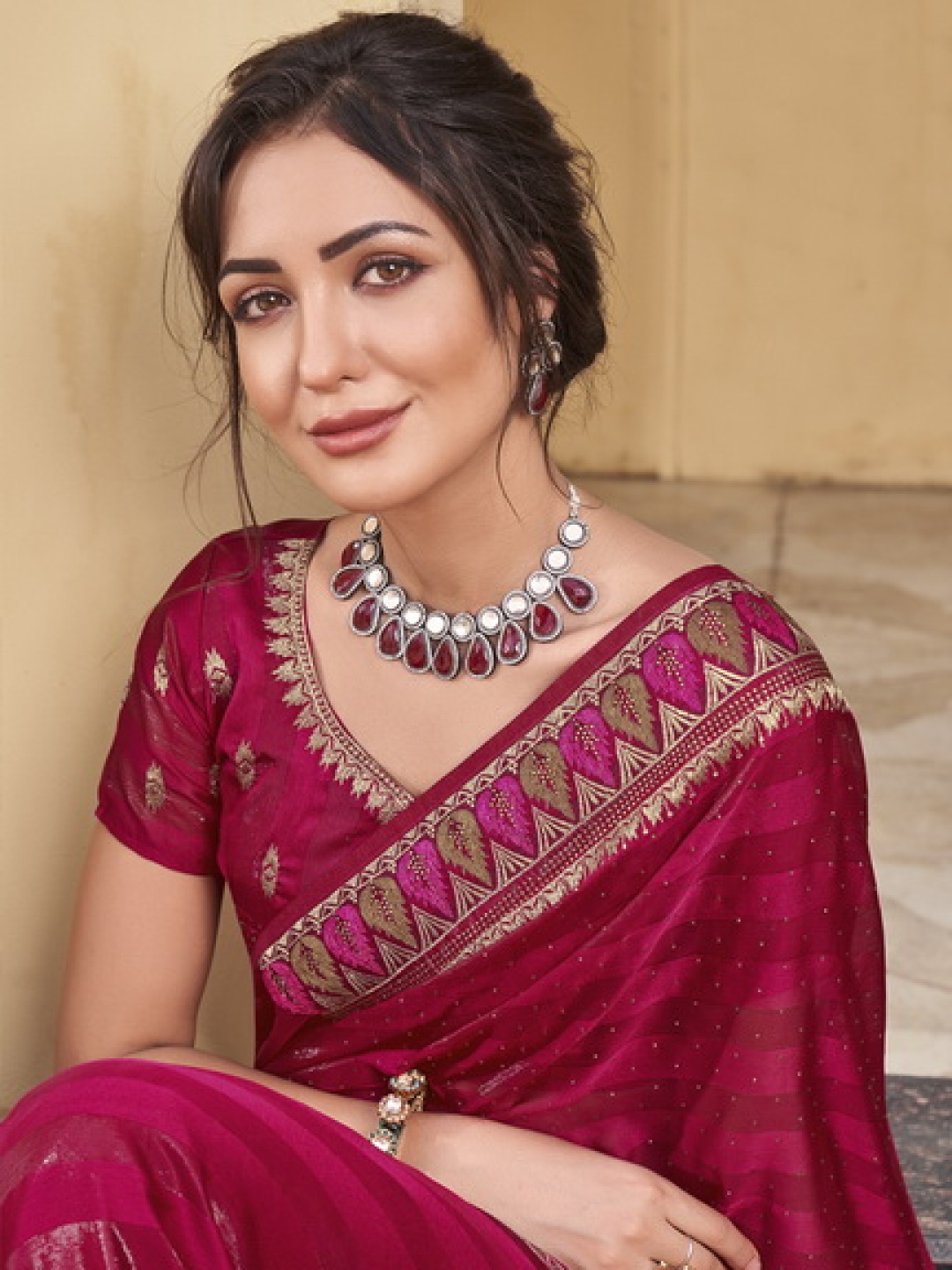 

Mitera Striped Zari Pure Chiffon Saree, Maroon