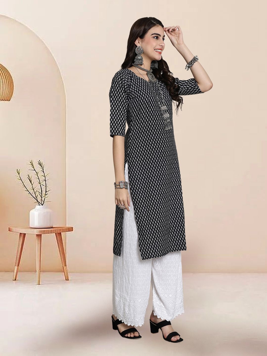 

7Threads Selection Of 2 Ethnic Motifs Printed Straight Kurtas, Black