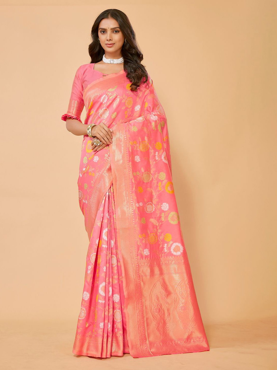 

NEEVA Floral Zari Silk Blend Kanjeevaram Saree, Peach