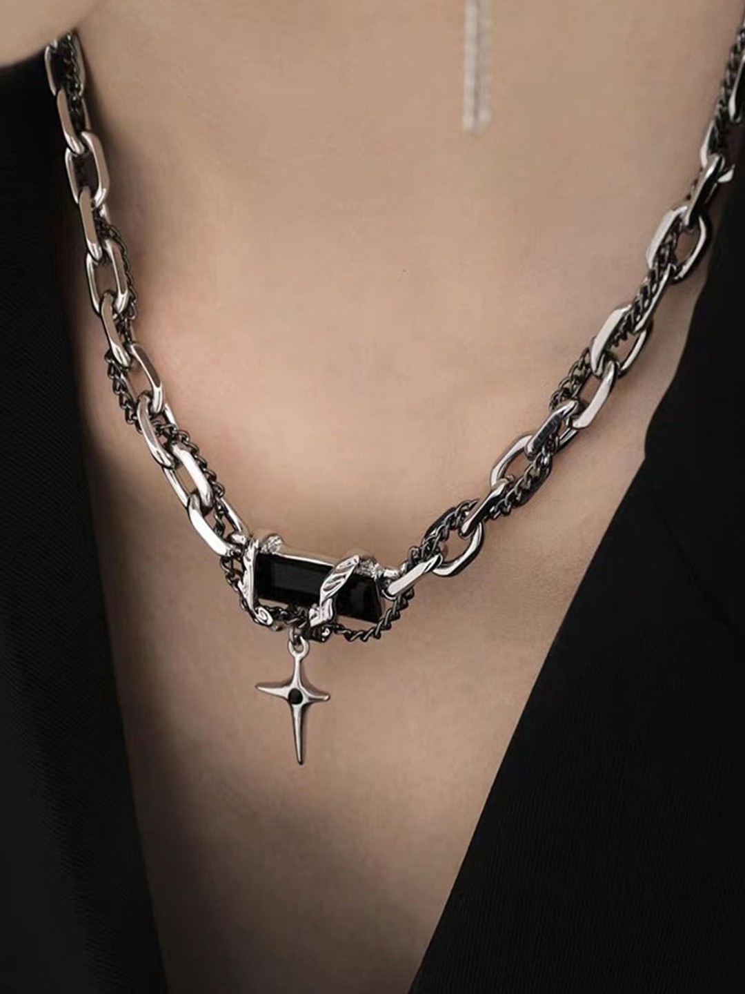

StyleCast Silver-Toned & Black Stone Studded Elegant Minimal Necklace