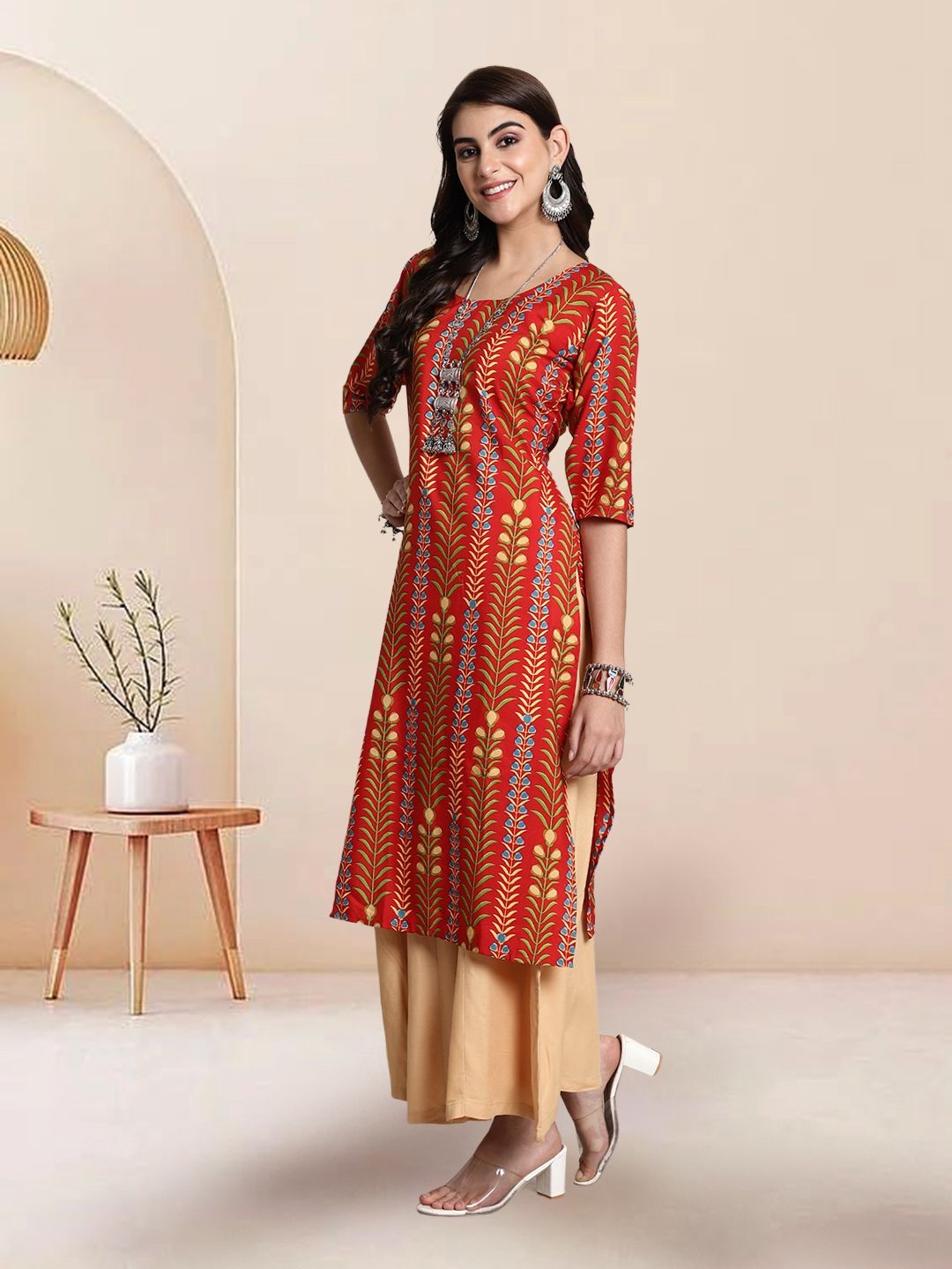 

7Threads Selection Of 4 Floral Printed Round Neck Straight Kurtas, Red