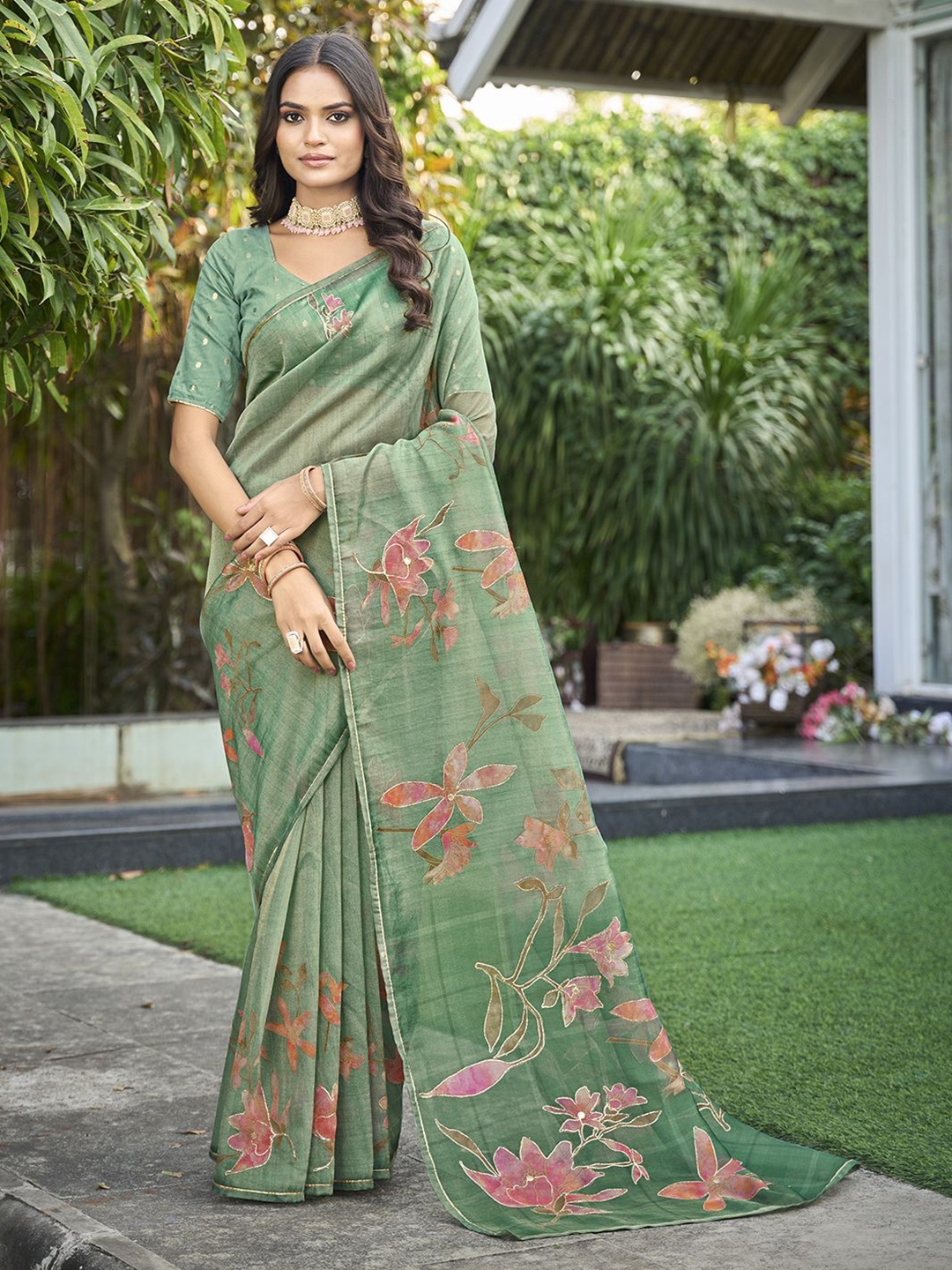 

Mitera Floral Aari Work Tissue Kanjeevaram Saree, Green