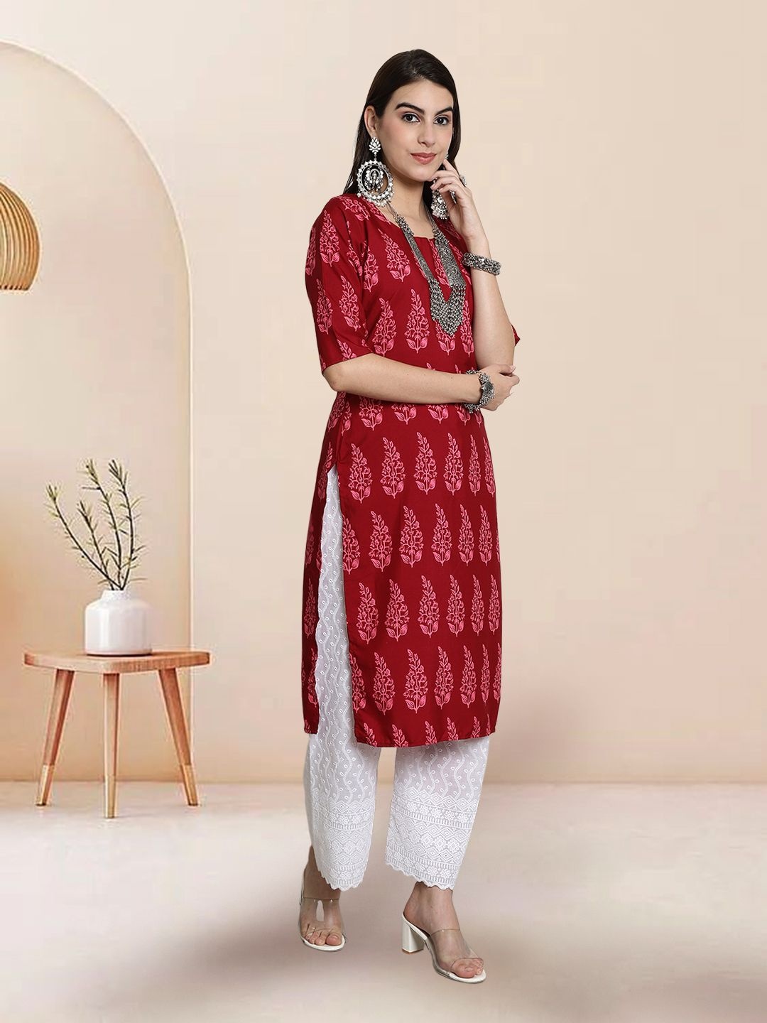 

7Threads Selection Of 2 Ethnic Motifs Printed Round Neck Straight Kurtas, Maroon