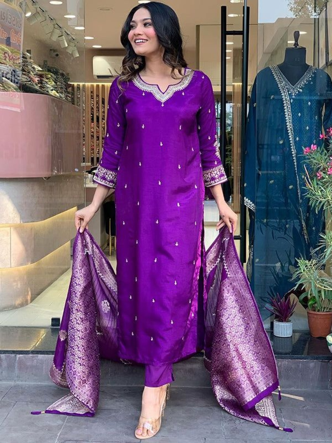 

Blue Wish Embroidered Notch Neck Chanderi Silk Straight Kurta With Trouser & Dupatta, Purple